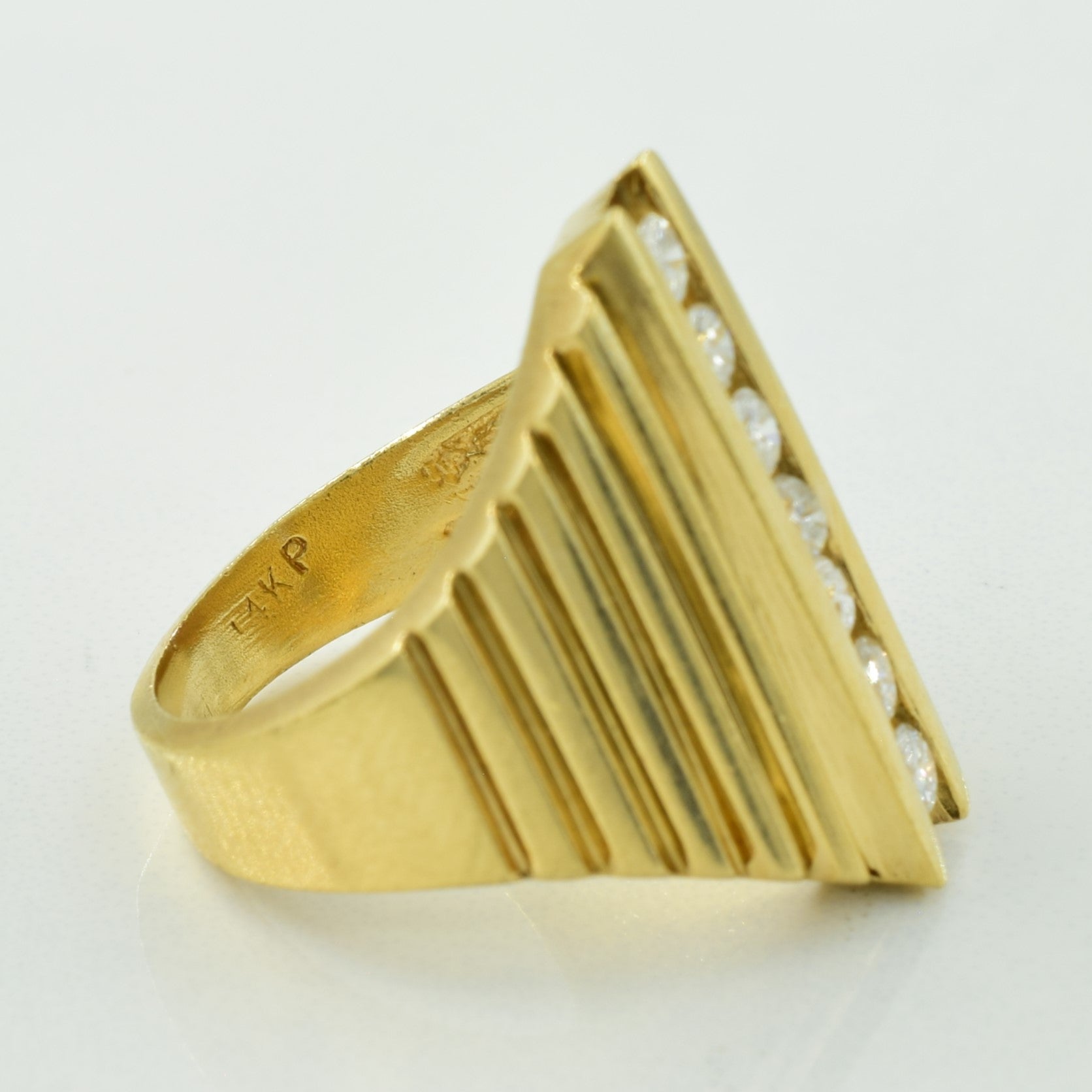 Vertical Channel Set Diamond Ring | 0.28ctw | SZ 5.5 |