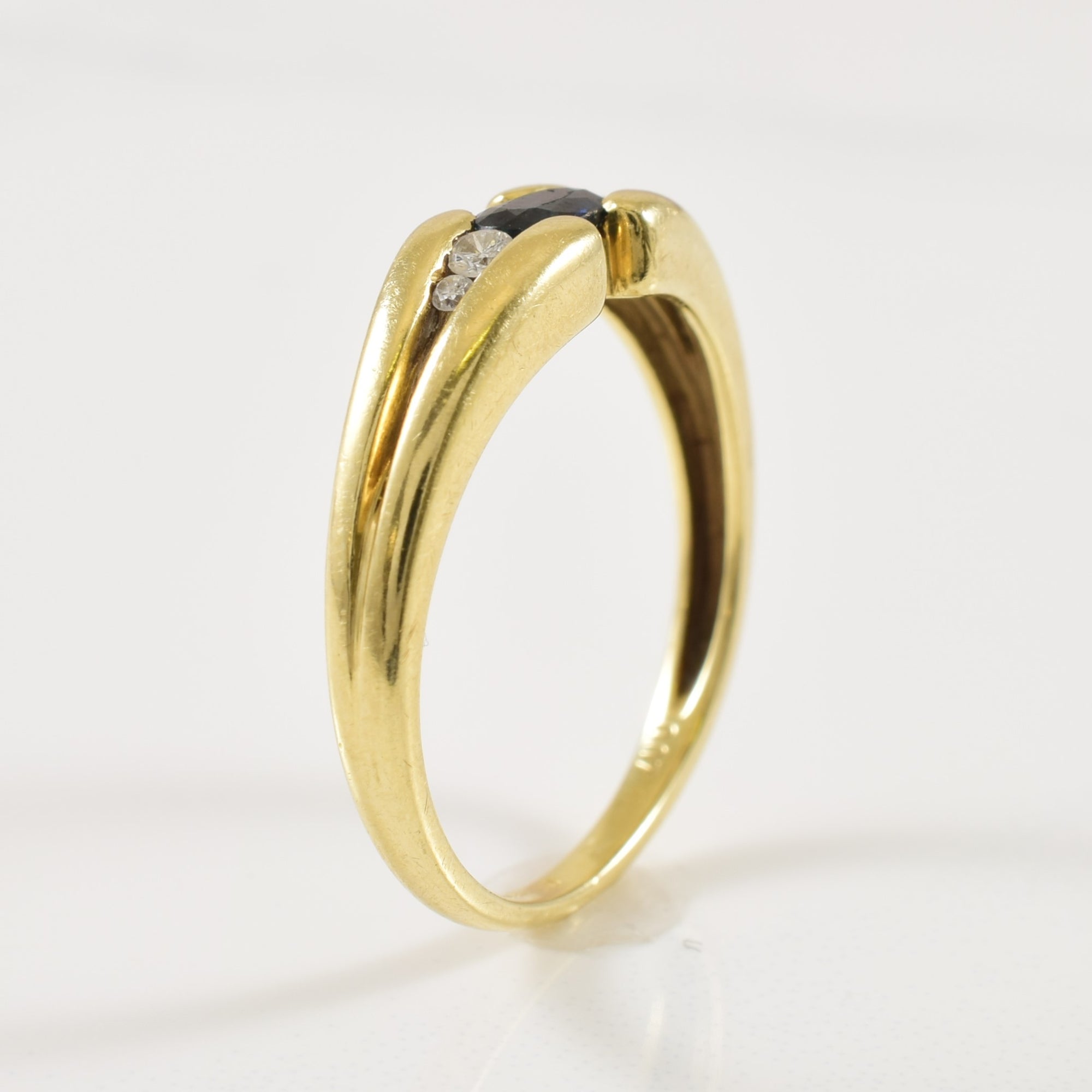 Sapphire & Diamond Ring | 0.25ct, 0.07ctw | SZ 6.5 |