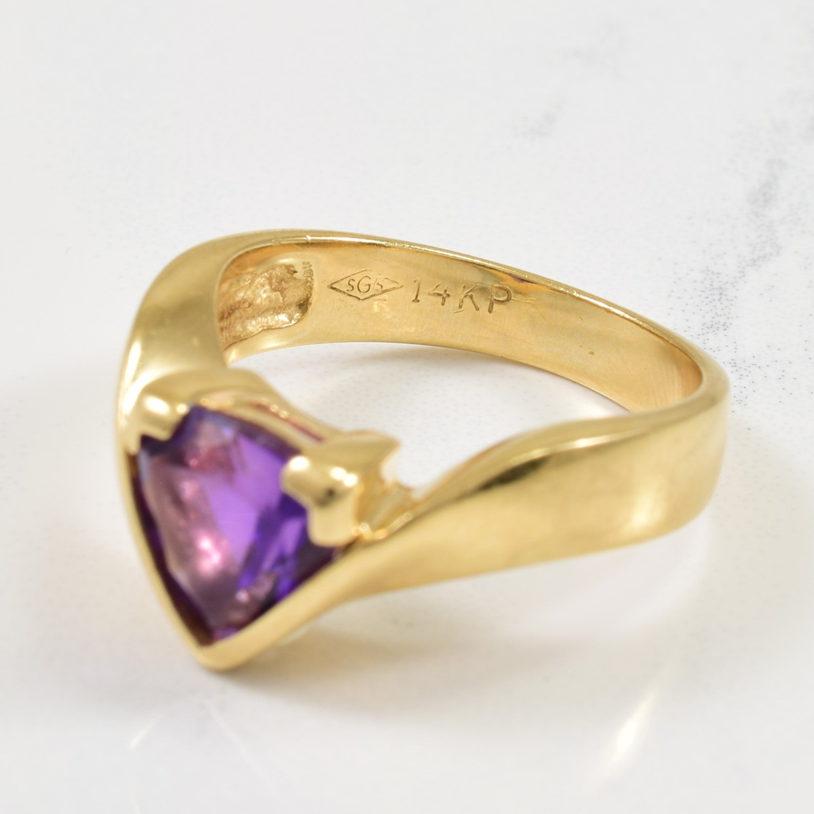 Amethyst Chevron Ring | 1.50ct | SZ 6.5 |