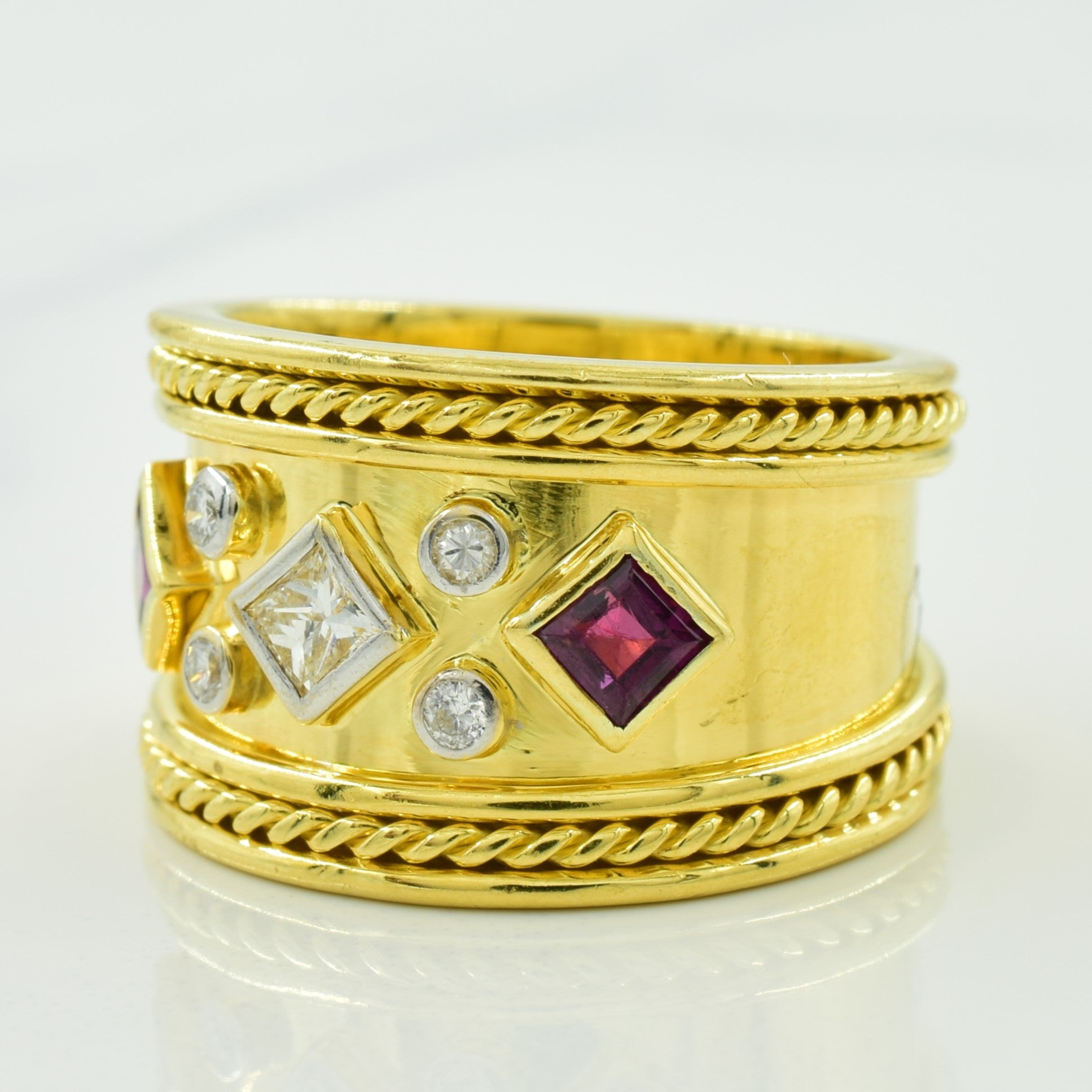Bague en diamant et rubis | 0,23 ct, 0,44 ct | Taille 6,5 |