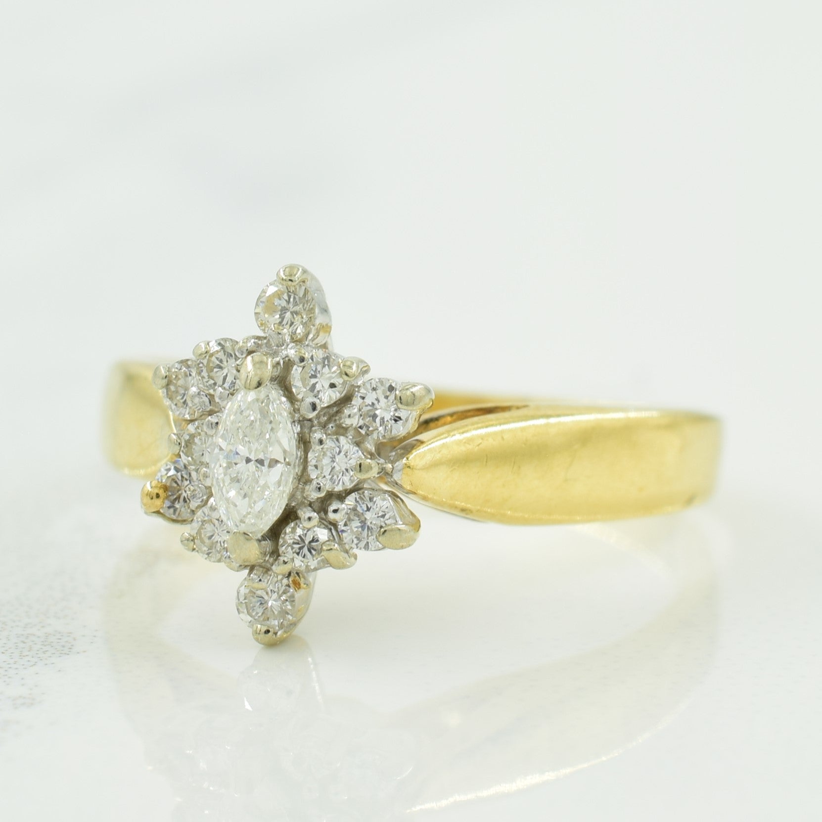 Cluster Set Diamond Tapered Ring | 0.26ctw | SZ 3.75 |