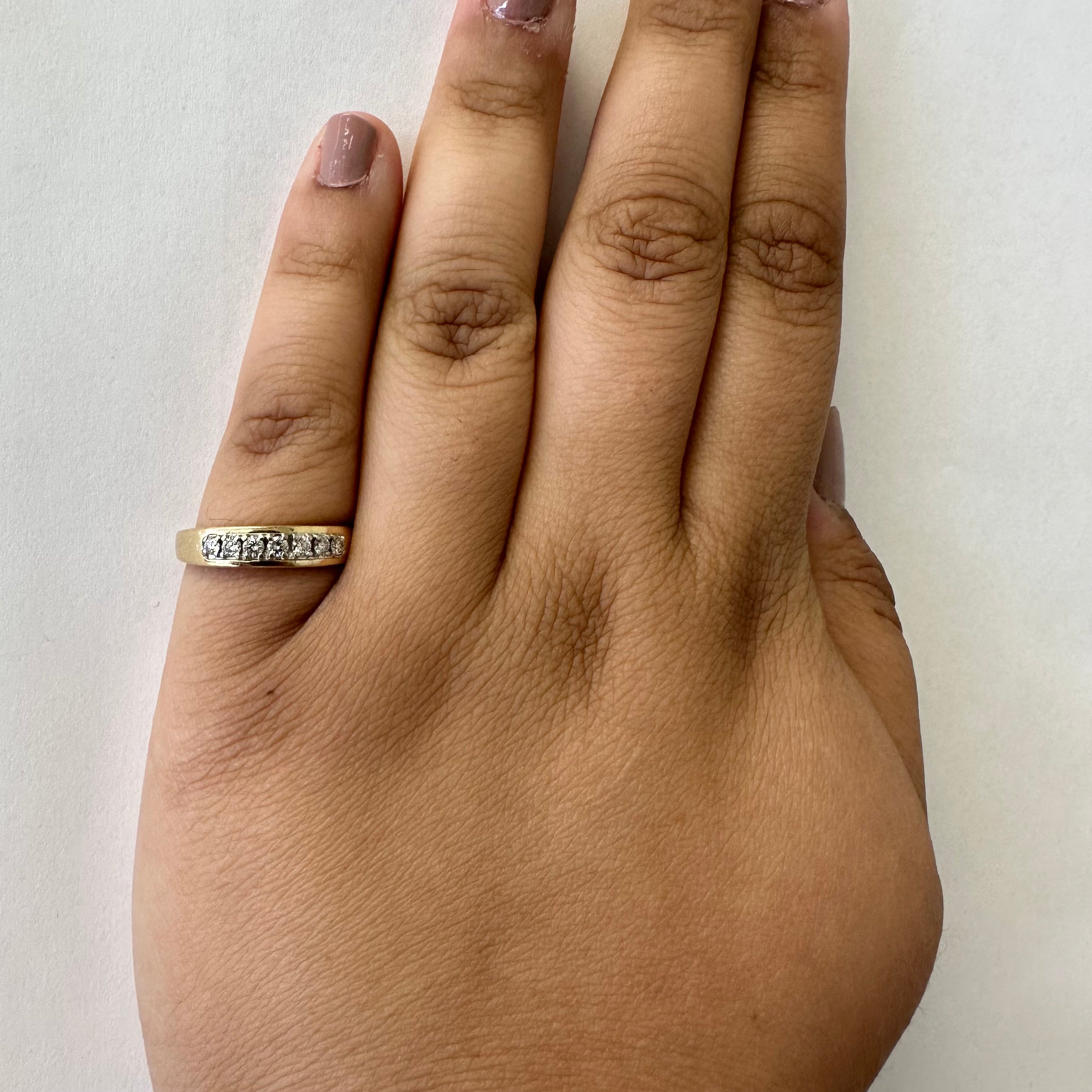 Pave Set Diamond Ring | 0.25ctw | SZ 7 |