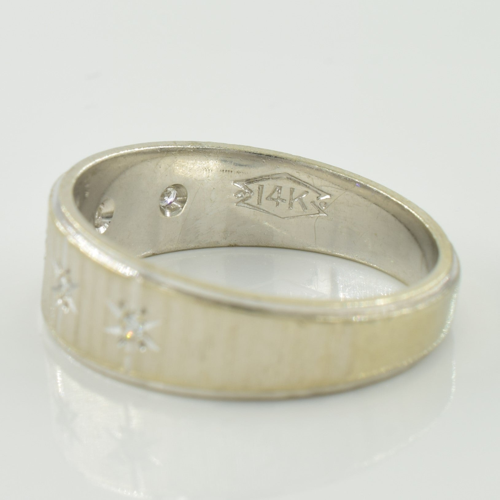 Diamond Starburst Ring | 0.05ctw | SZ 8.5 |