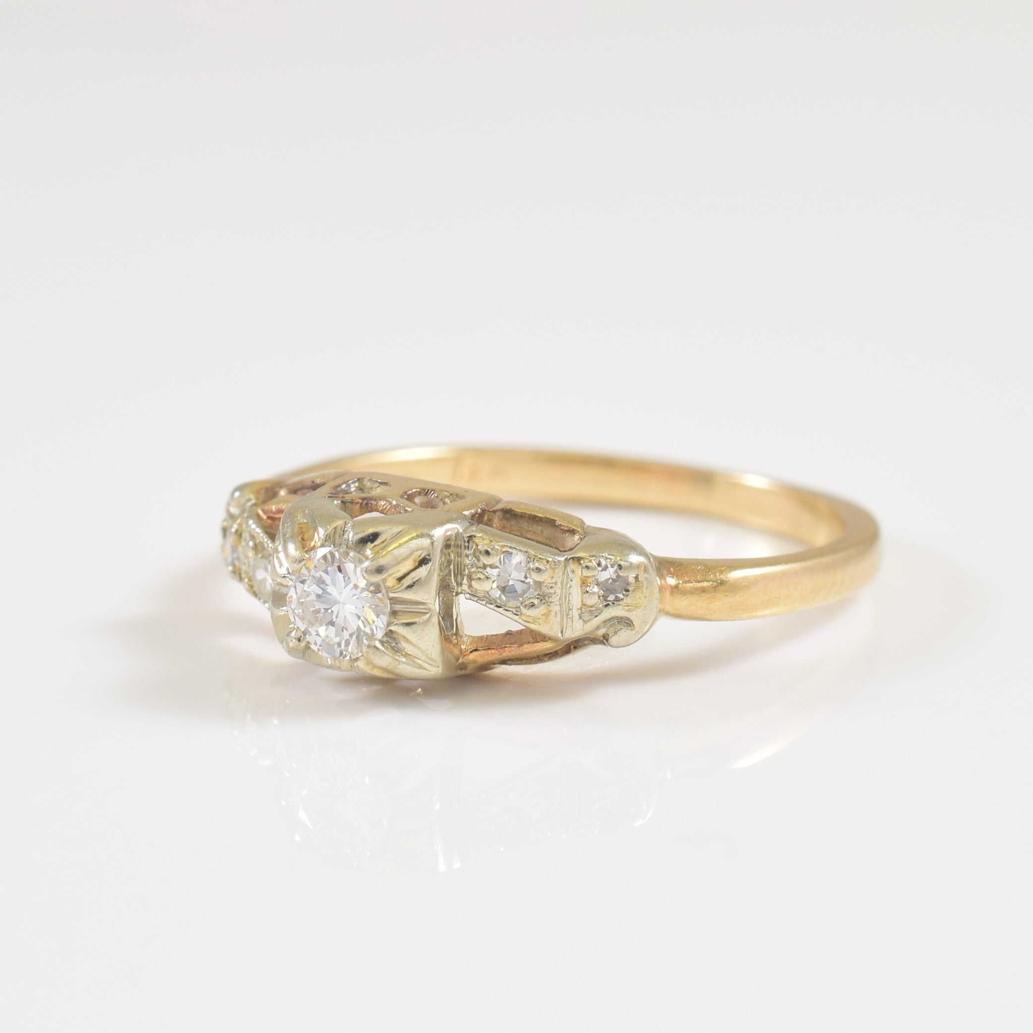Diamond Bypass Ring | 0.14ctw | SZ 4.75 |