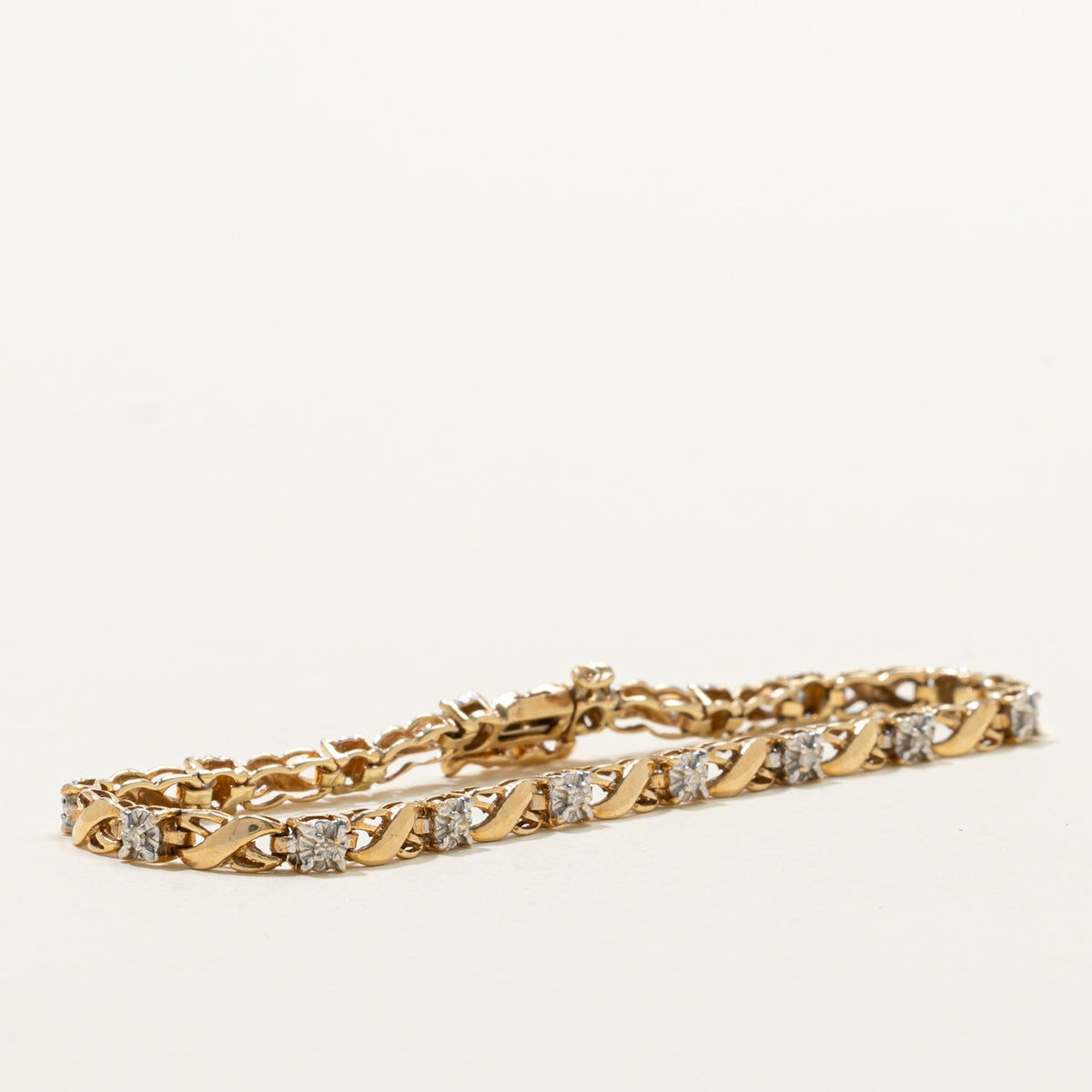 10k Illusion Set Diamond Infinity Link Bracelet | 7"