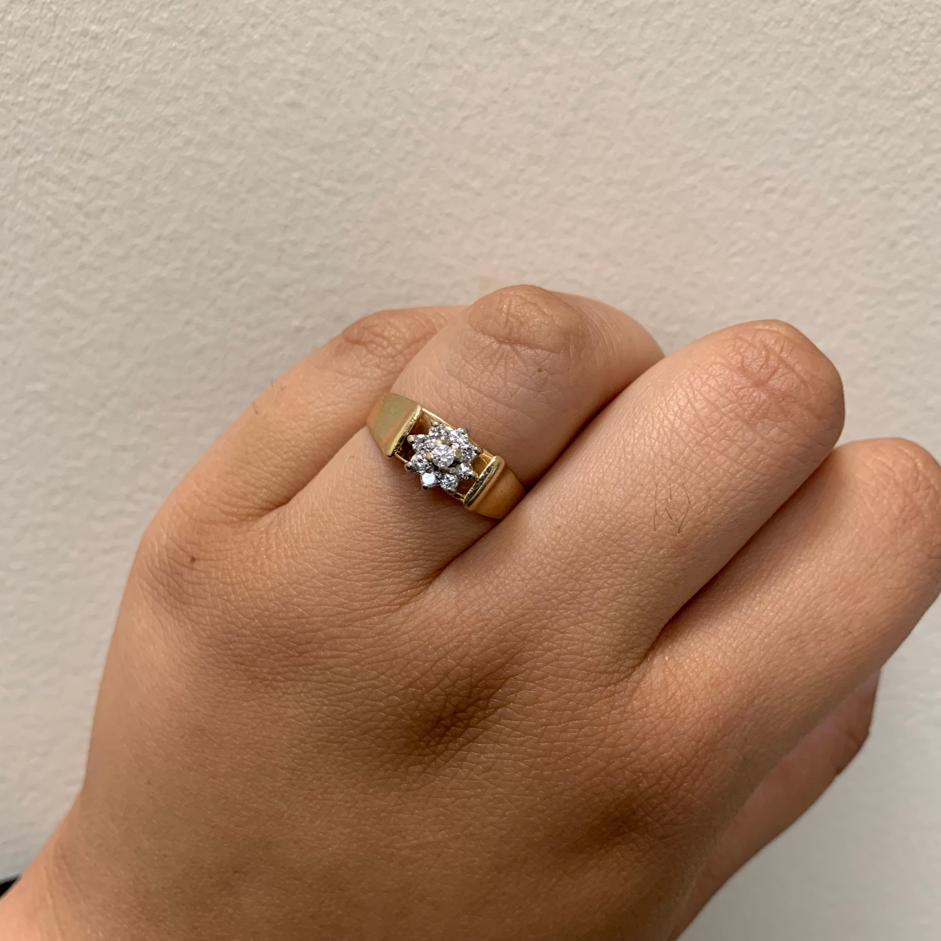 Diamond Halo Ring | 0.20ctw | SZ 9.5 |
