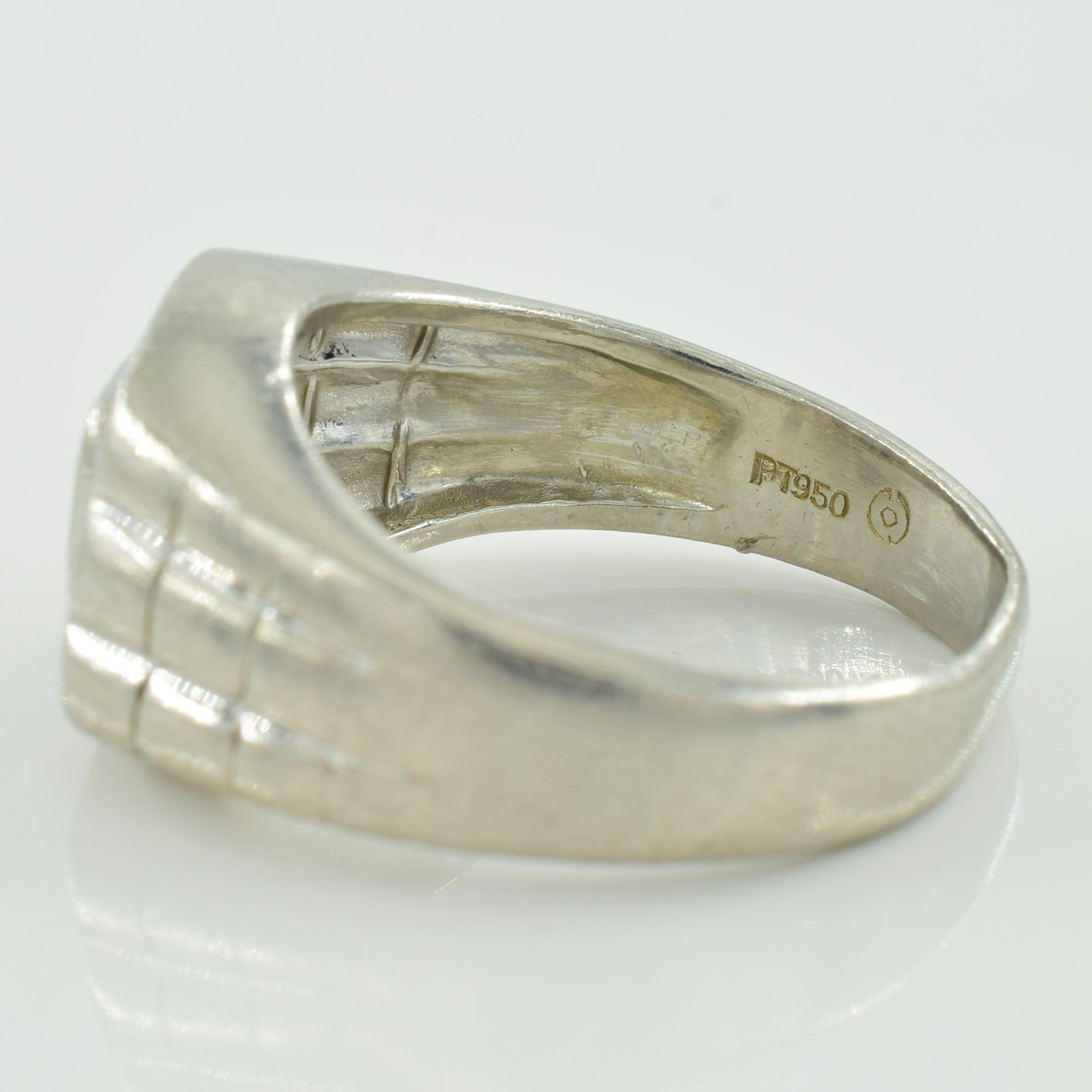 Halo Set Diamond Ring | 0.62ctw | SZ 9.5 |