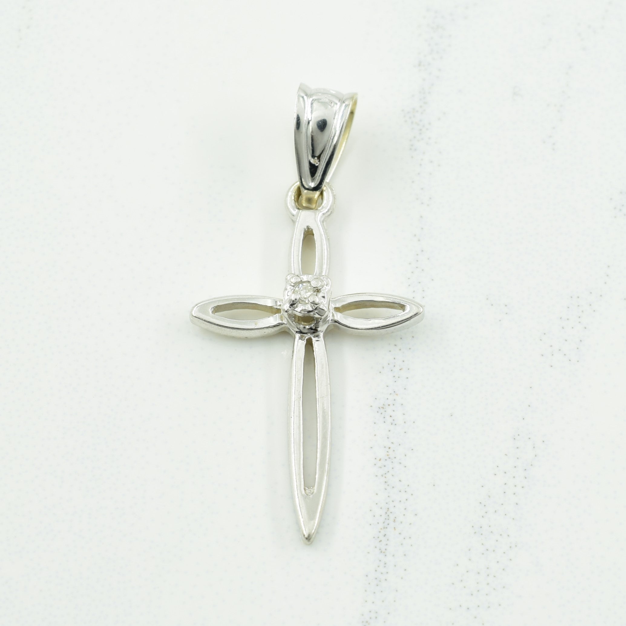Diamond Cross Pendant | 0.005ct |