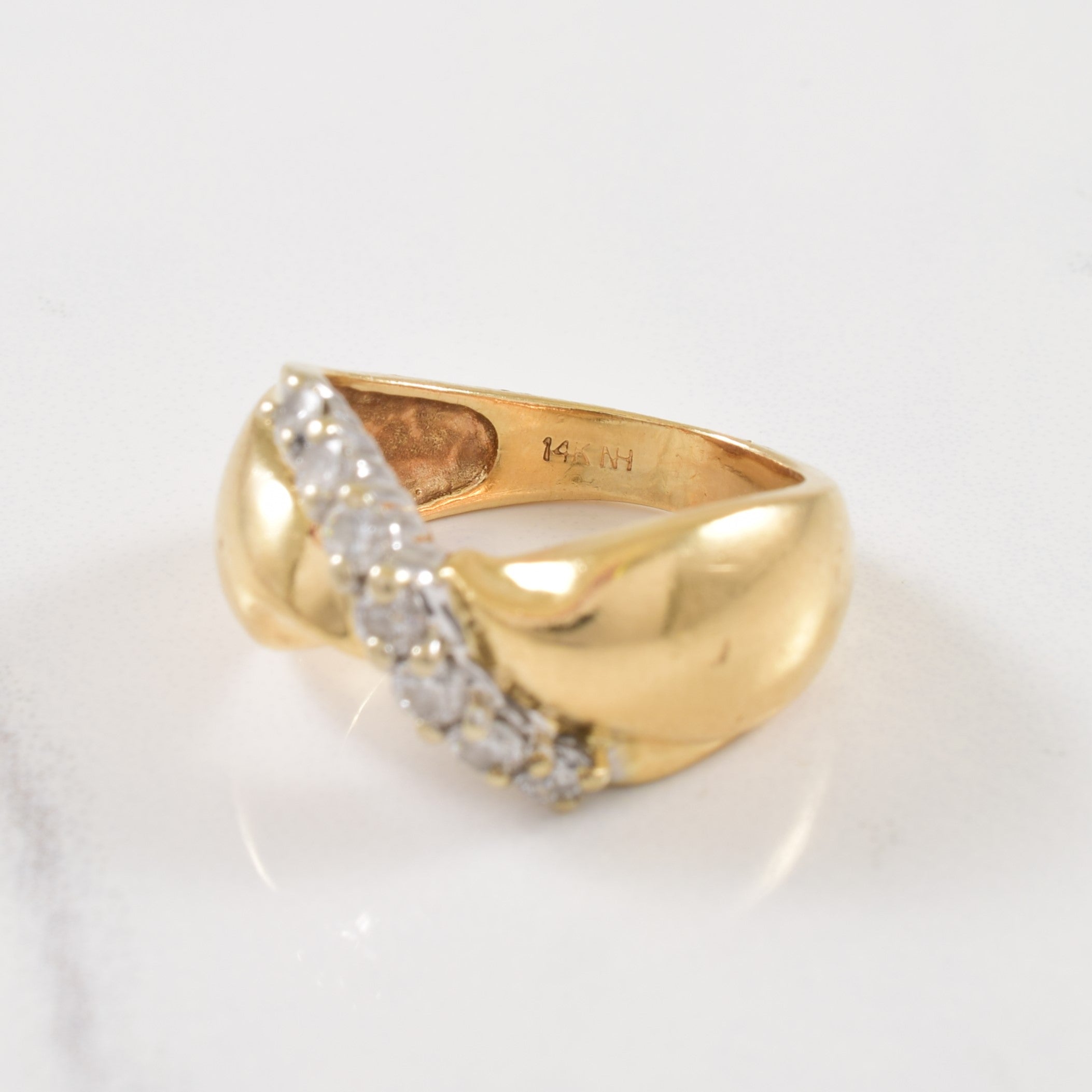 Bow Shape Diamond Bypass Ring | 0.40ctw | SZ 6.5 |