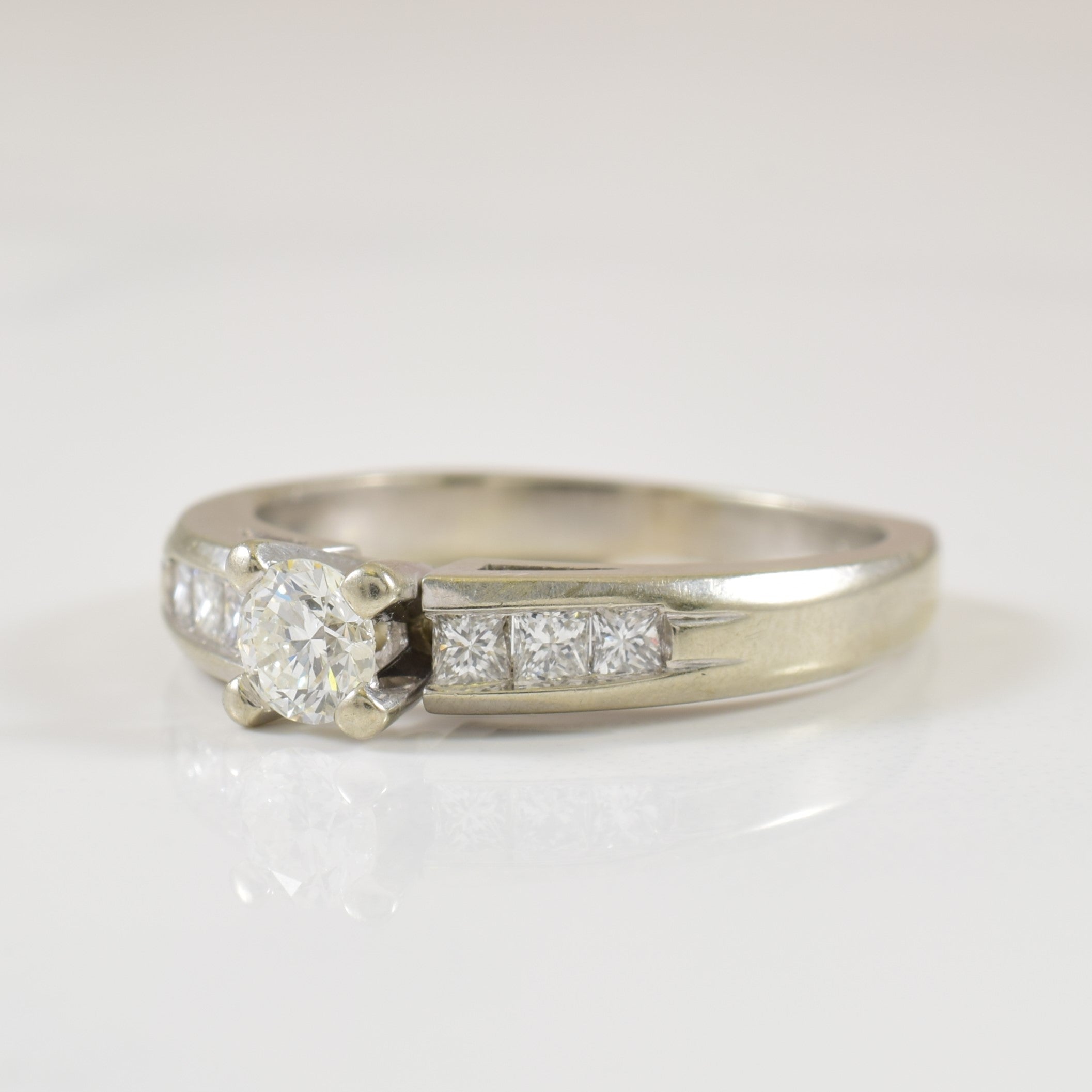 Diamond Engagement Ring | 0.57ctw | SZ 7.25 |