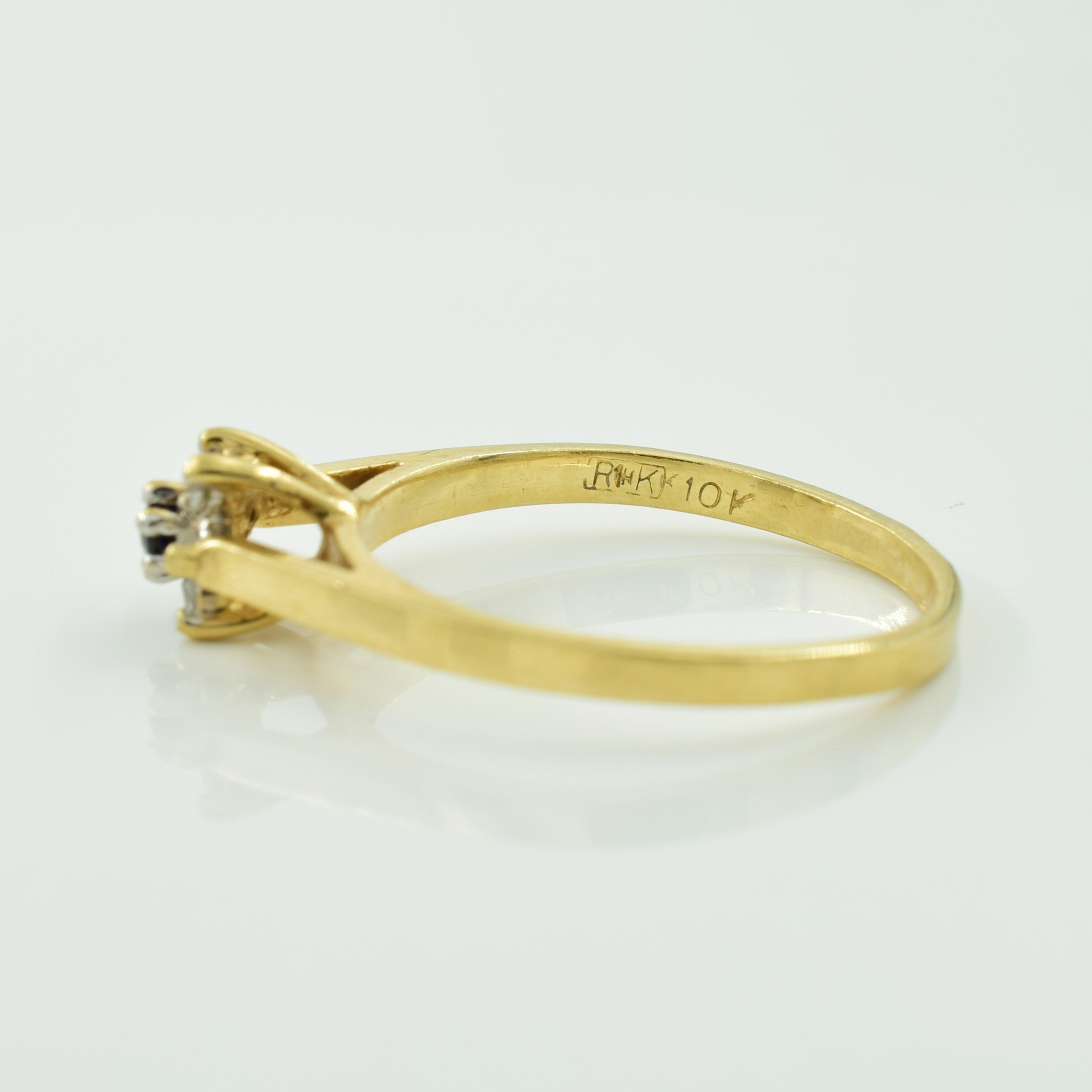 Sapphire & Diamond Ring | 0.04ct, 0.04ctw | SZ 5.25 |