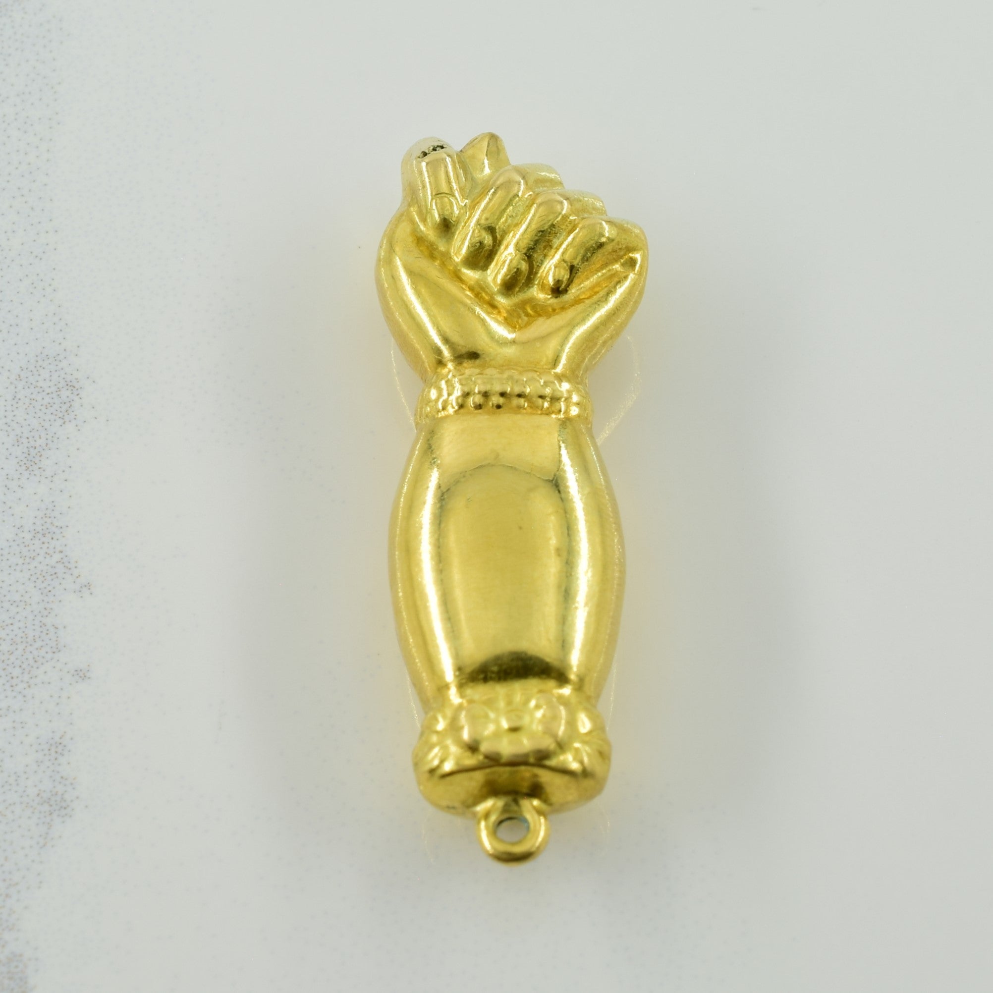 20k Yellow Gold Figa Higa Charm |
