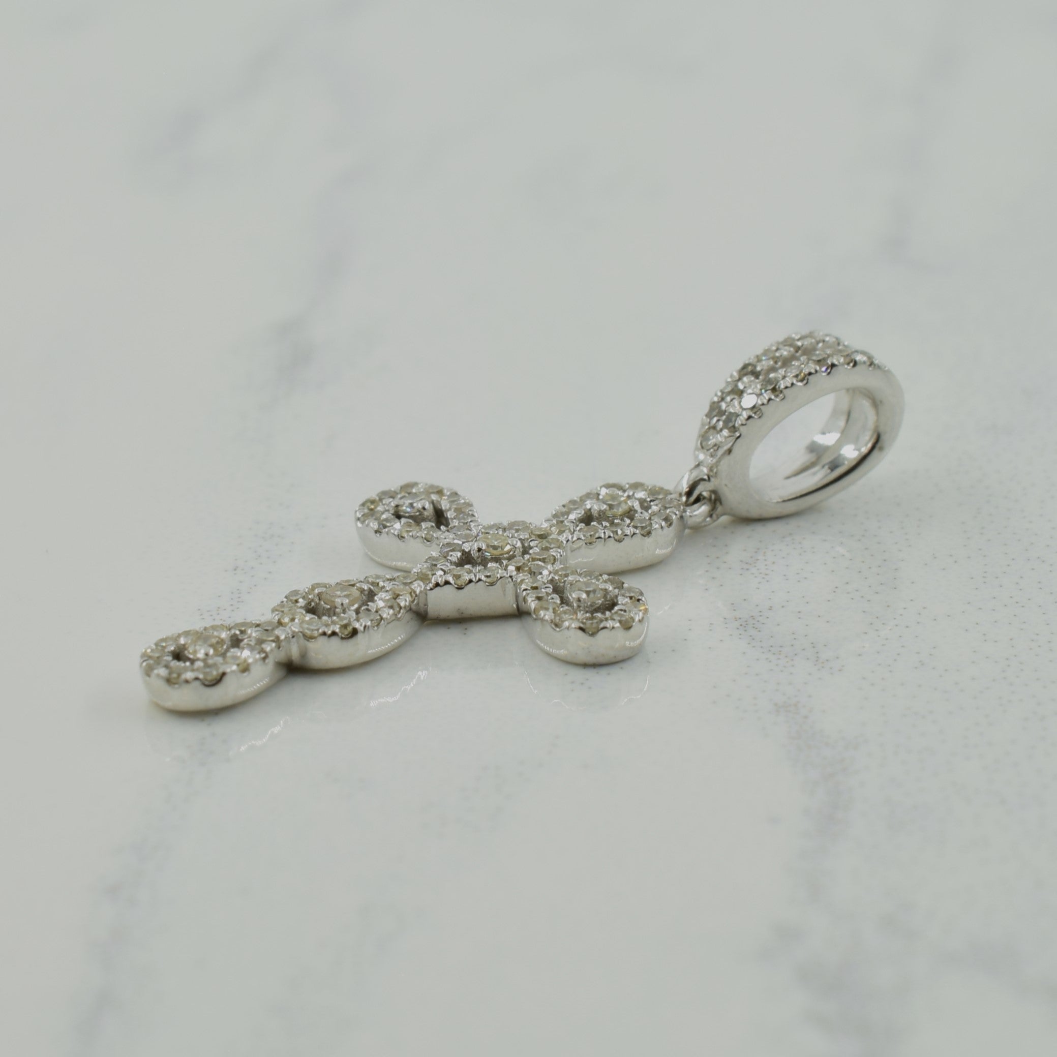 Diamond Cross Pendant | 0.25ctw |