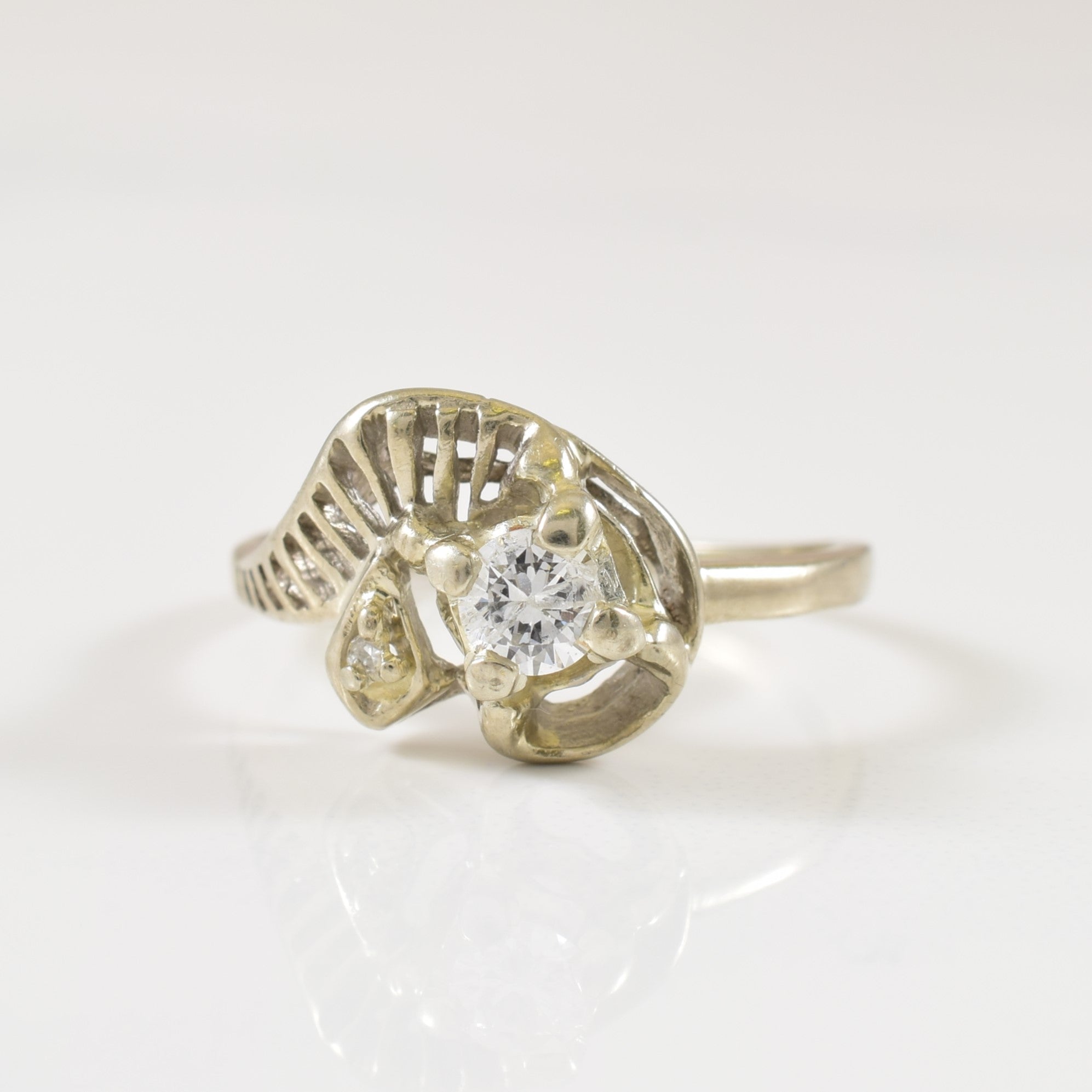 Diamond Spiral Ring | 0.17ctw | SZ 5.25 |