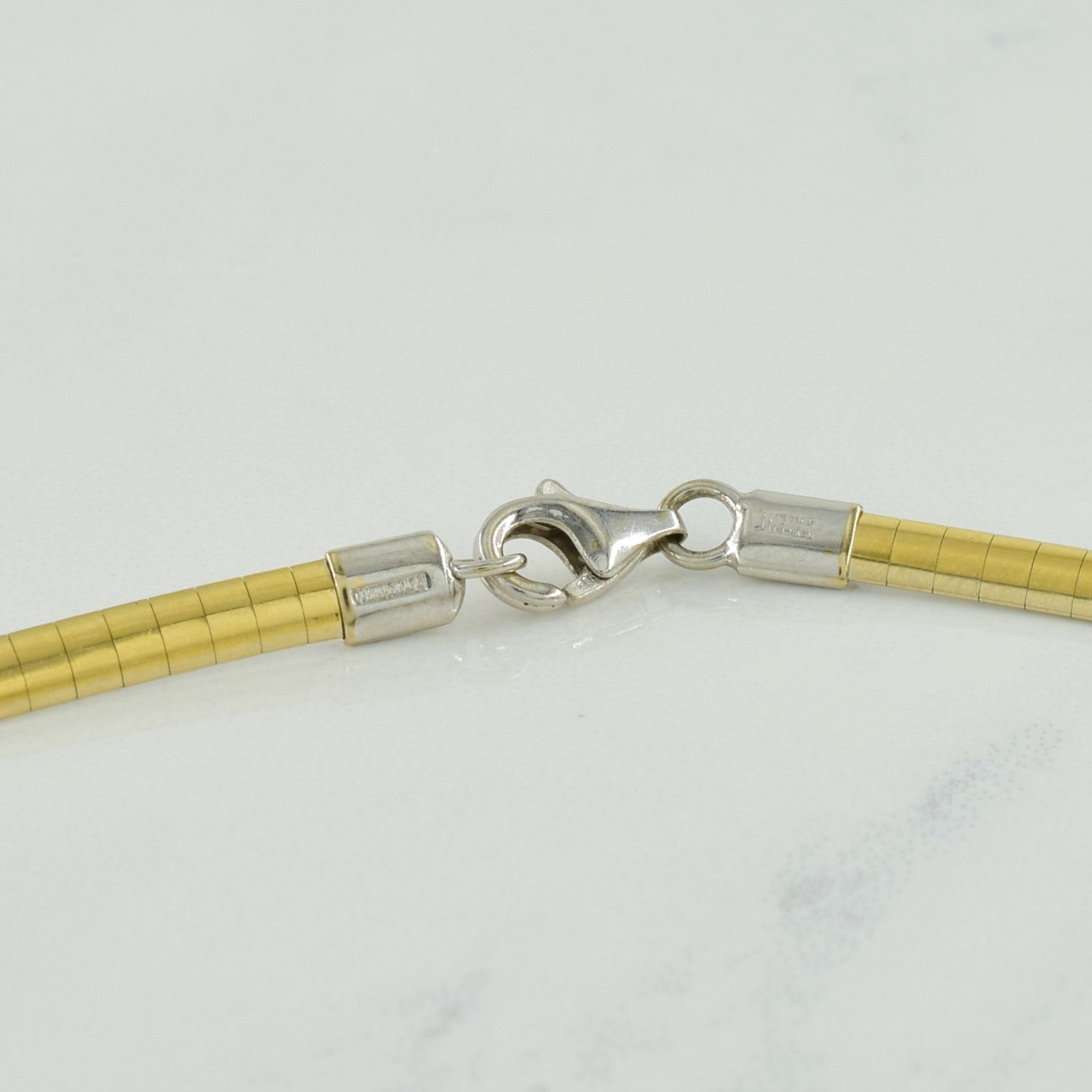 Collier réversible bicolore en diamants | 0,90 ct | 45,7 cm |