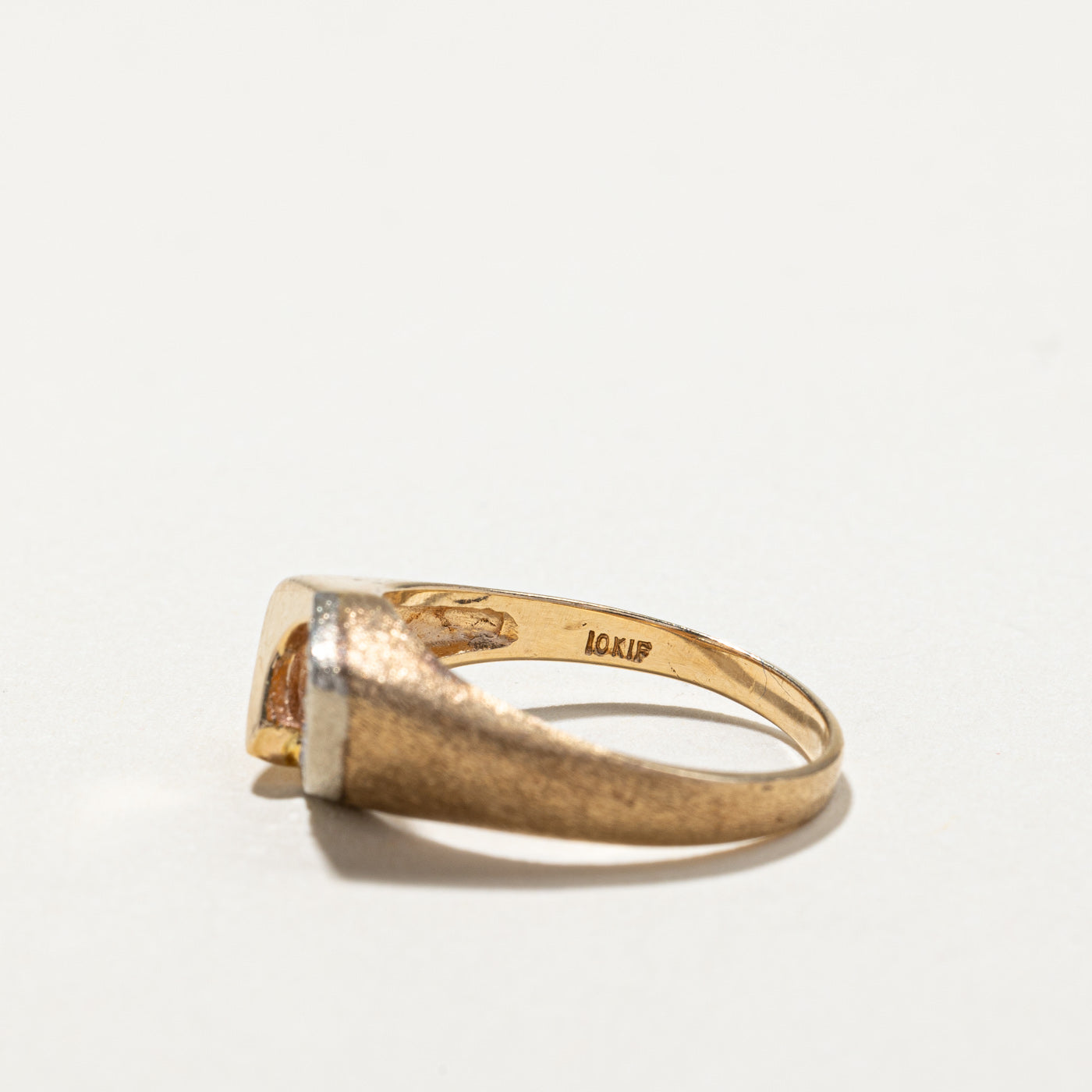 Bague diamant décalée | 0,05 ct | Taille 6,75 |
