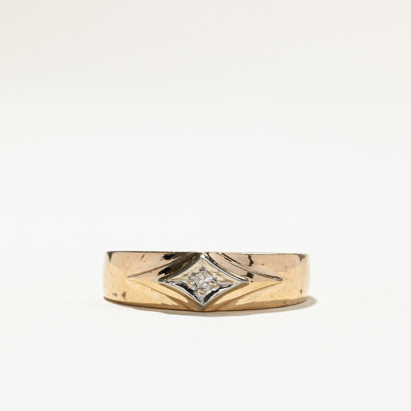 Diamond Gold Band | 0.03ct | SZ 6.75 |