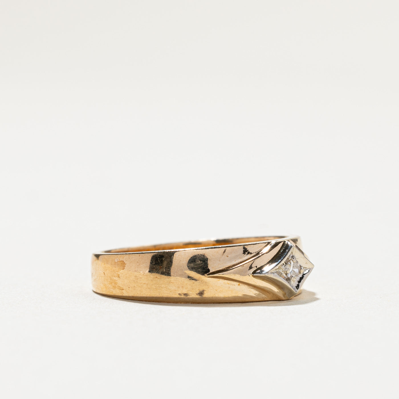 Diamond Gold Band | 0.03ct | SZ 6.75 |