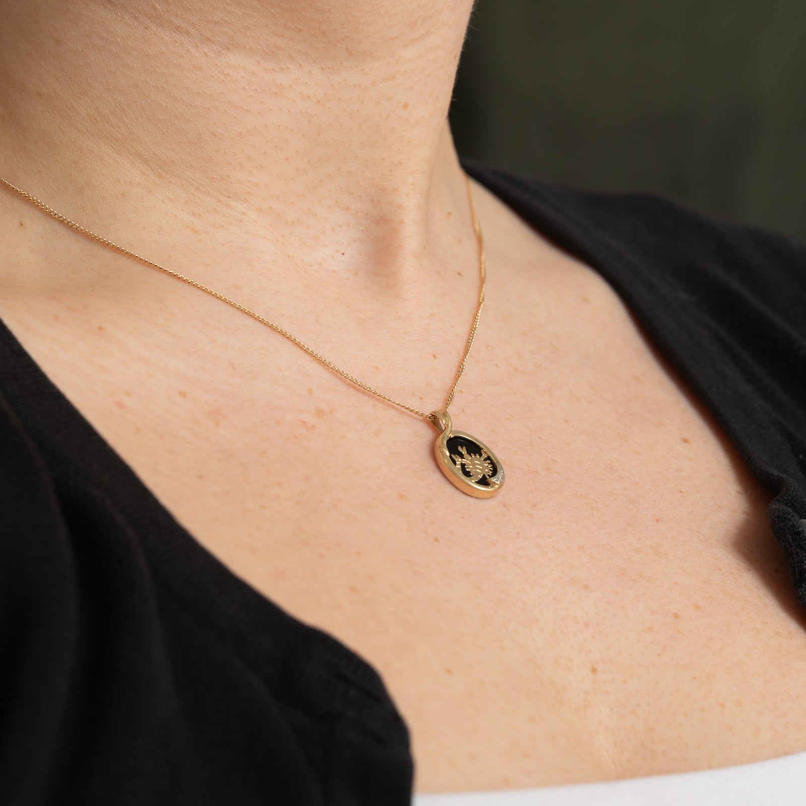 Onyx & Diamond Scorpio Pendant | 2.50ct, 0.005ct