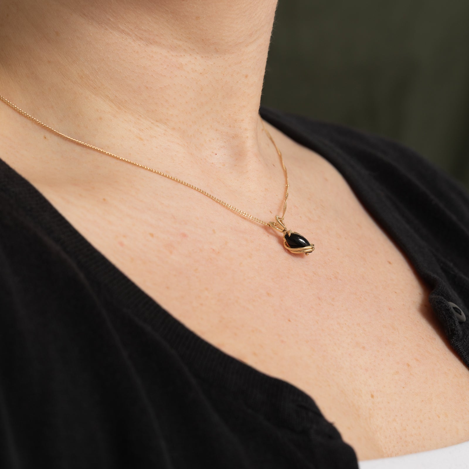 Marquise Cabochon Onyx Pendant | 1.50ct