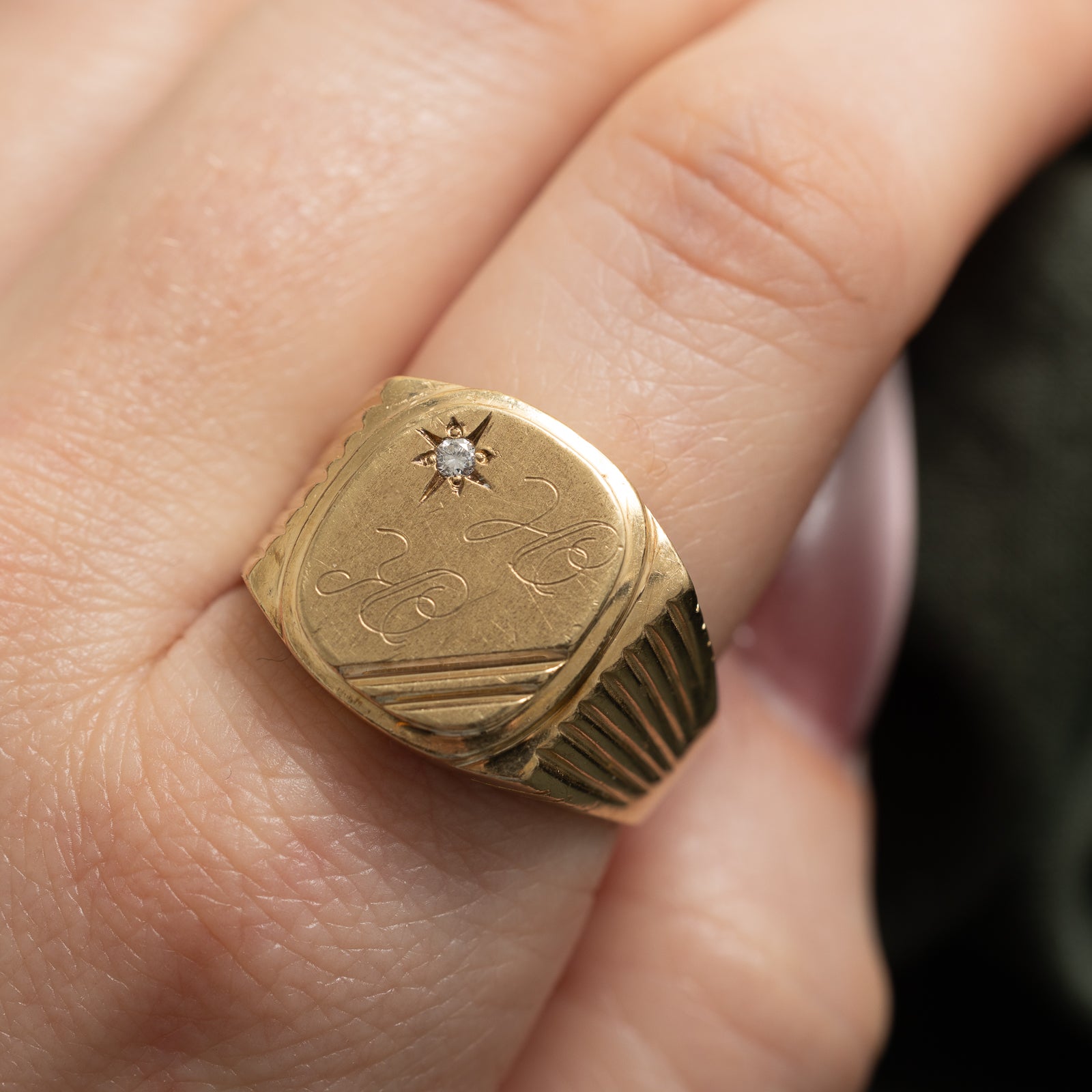 Diamond 'KH' Initial Signet RIng | 0.03ct | SZ 11.75