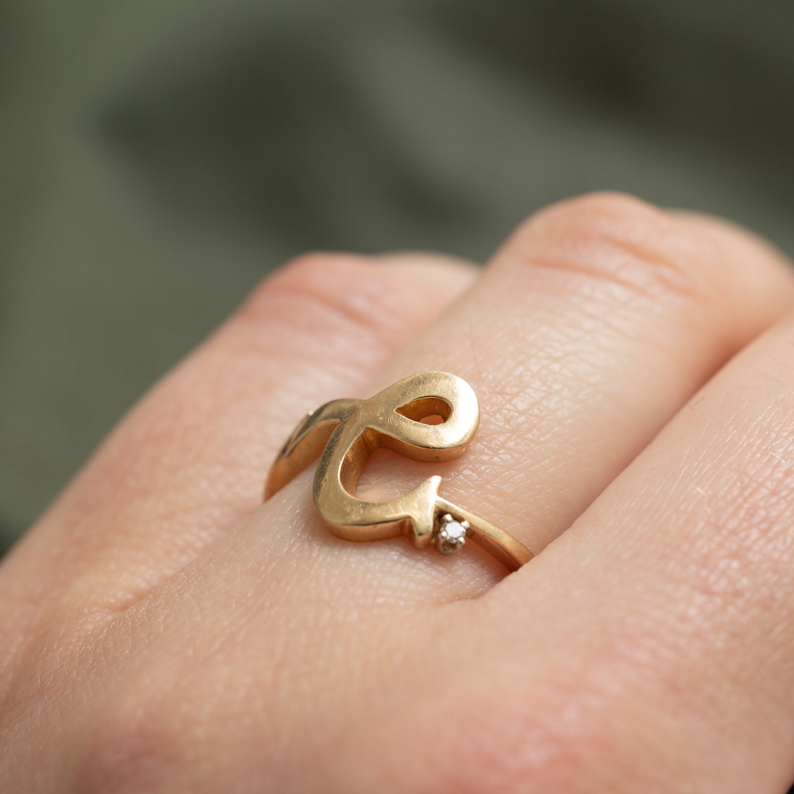 Diamond Swirl Design Ring | 0.01ct | SZ 6.25
