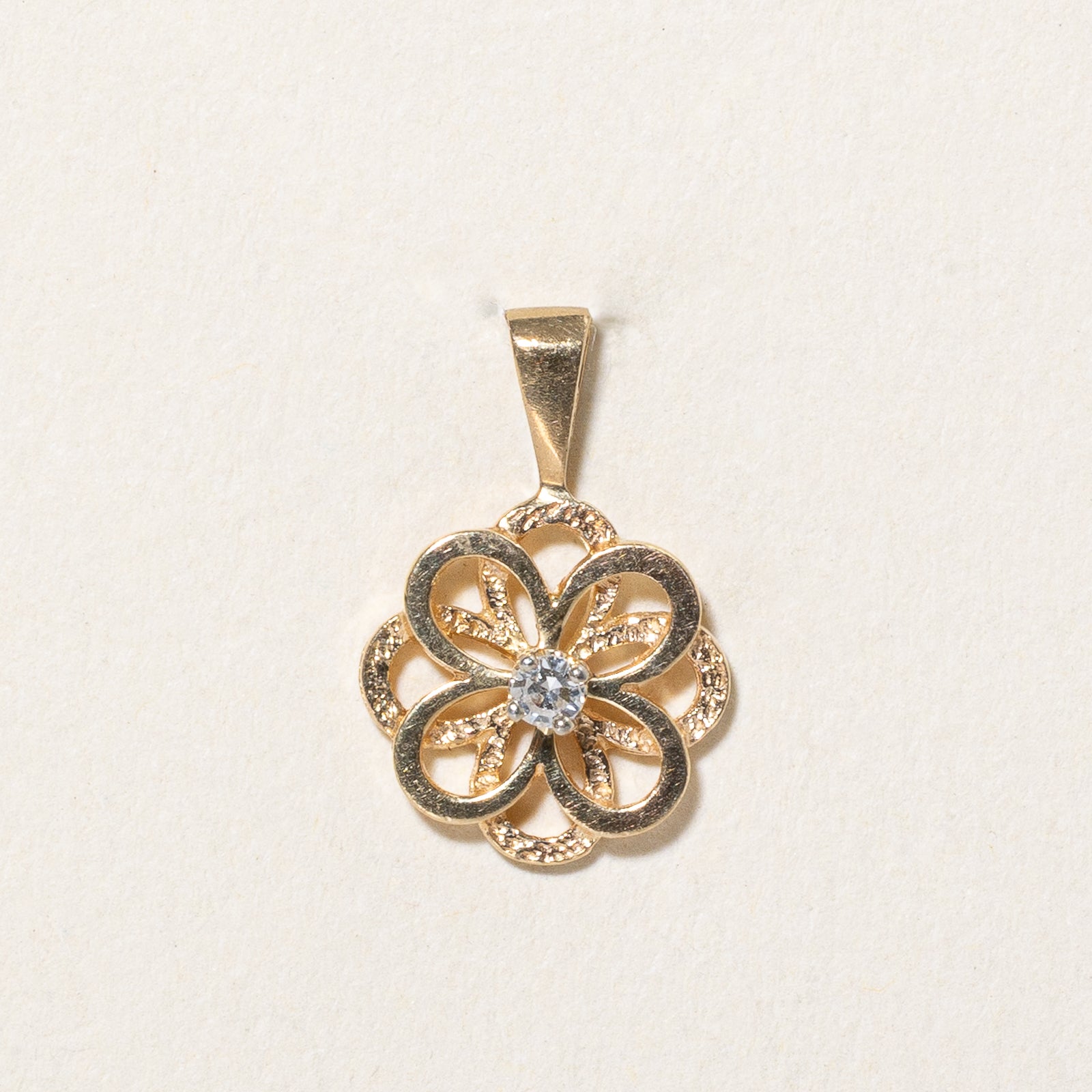 Diamond Floral Pendant | 0.03ct