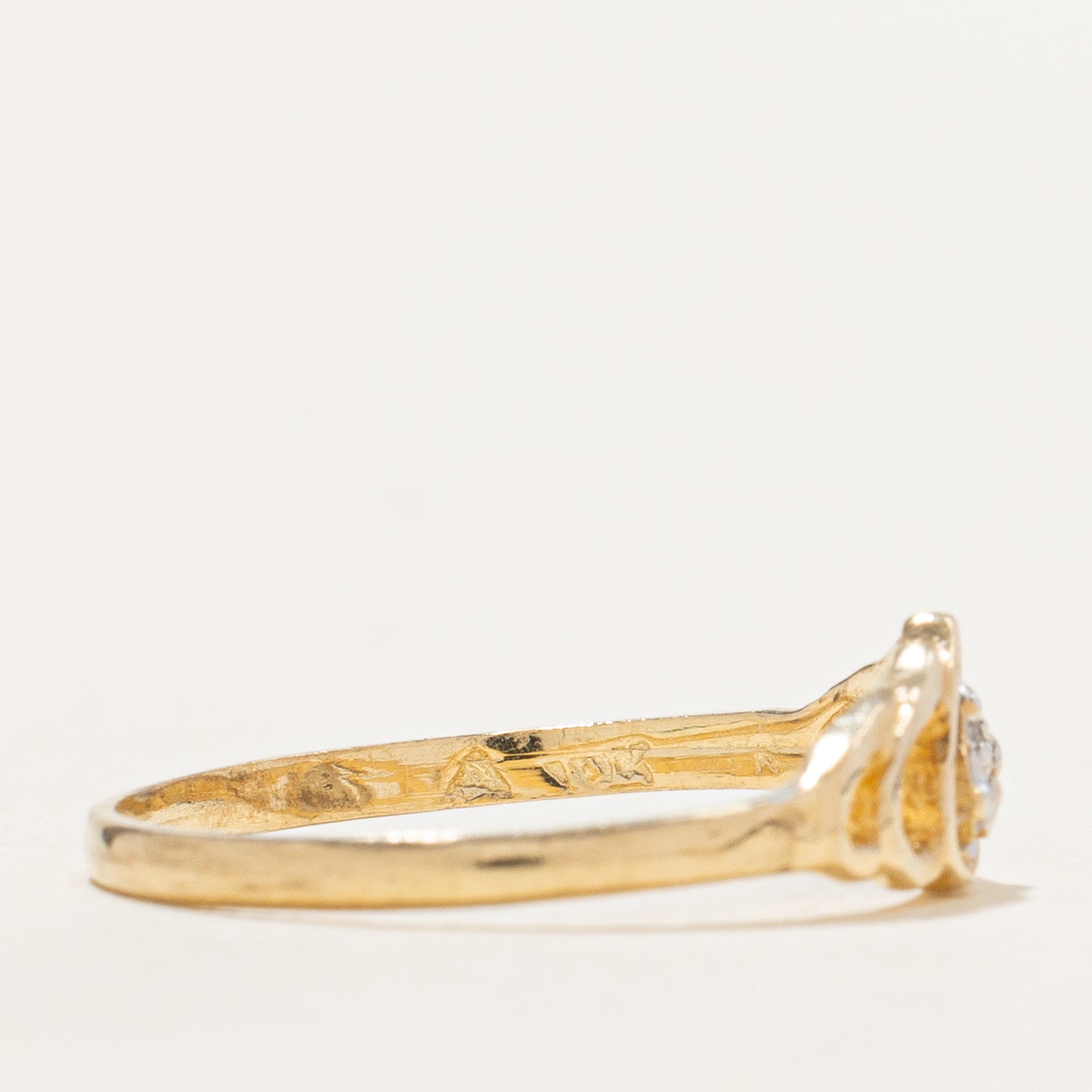 Bague en forme de cœur avec diamant et rainure ouverte | 0,005 ct | Taille 5,25