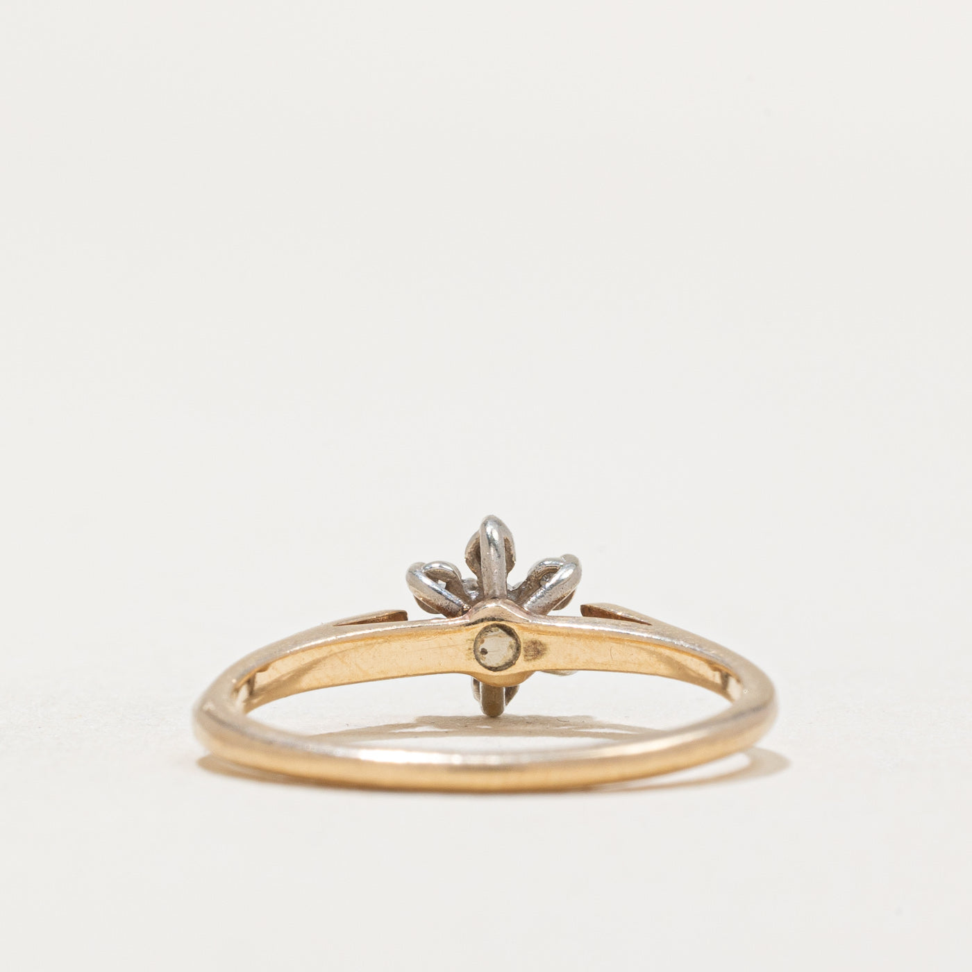 Diamond Cluster Ring | 0.07ctw | SZ 4.5 |