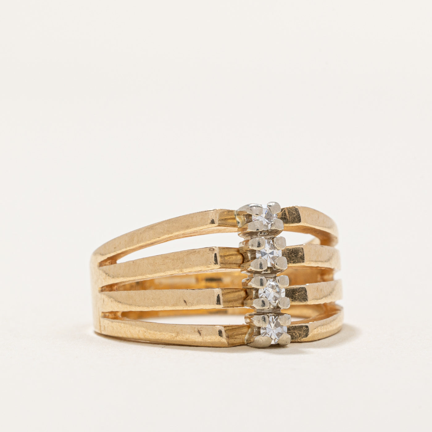 Diamond Column Ring | 0.12ctw | SZ 5.25 |