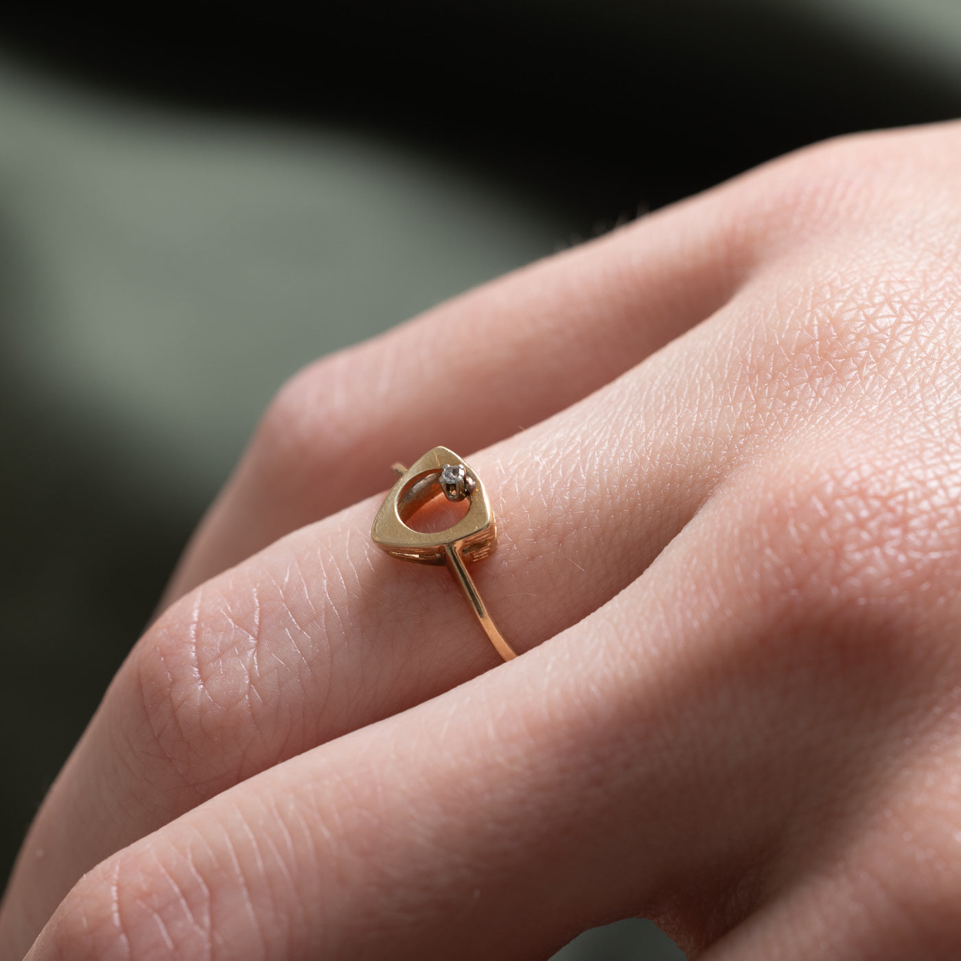 Diamond Open Triagle Ring | 0.01ct | SZ 6