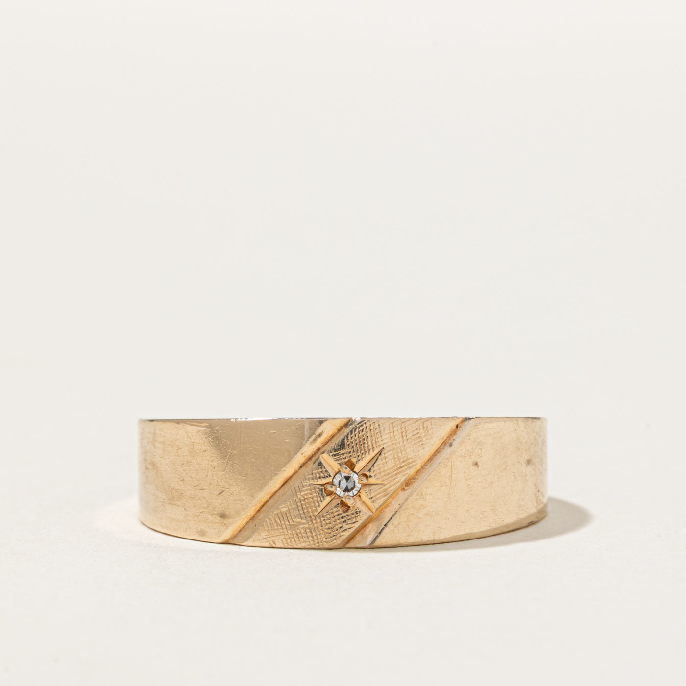 Star Set Diamond Grooved Band | 0.01ct | SZ 10