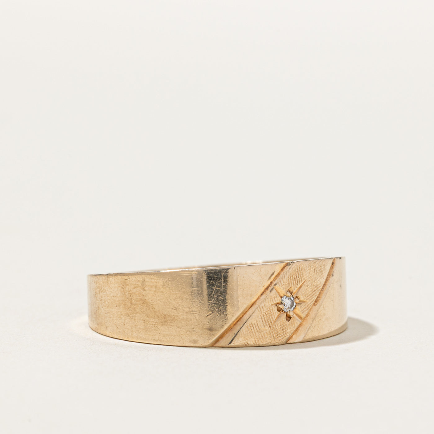 Star Set Diamond Grooved Band | 0.01ct | SZ 10