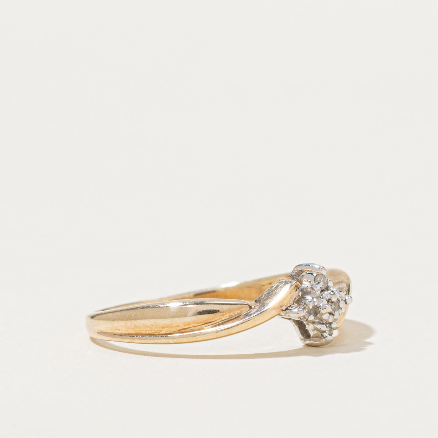 Diamond Cluster Twisted Cross Over Ring | 0.03ctw | SZ 6.25