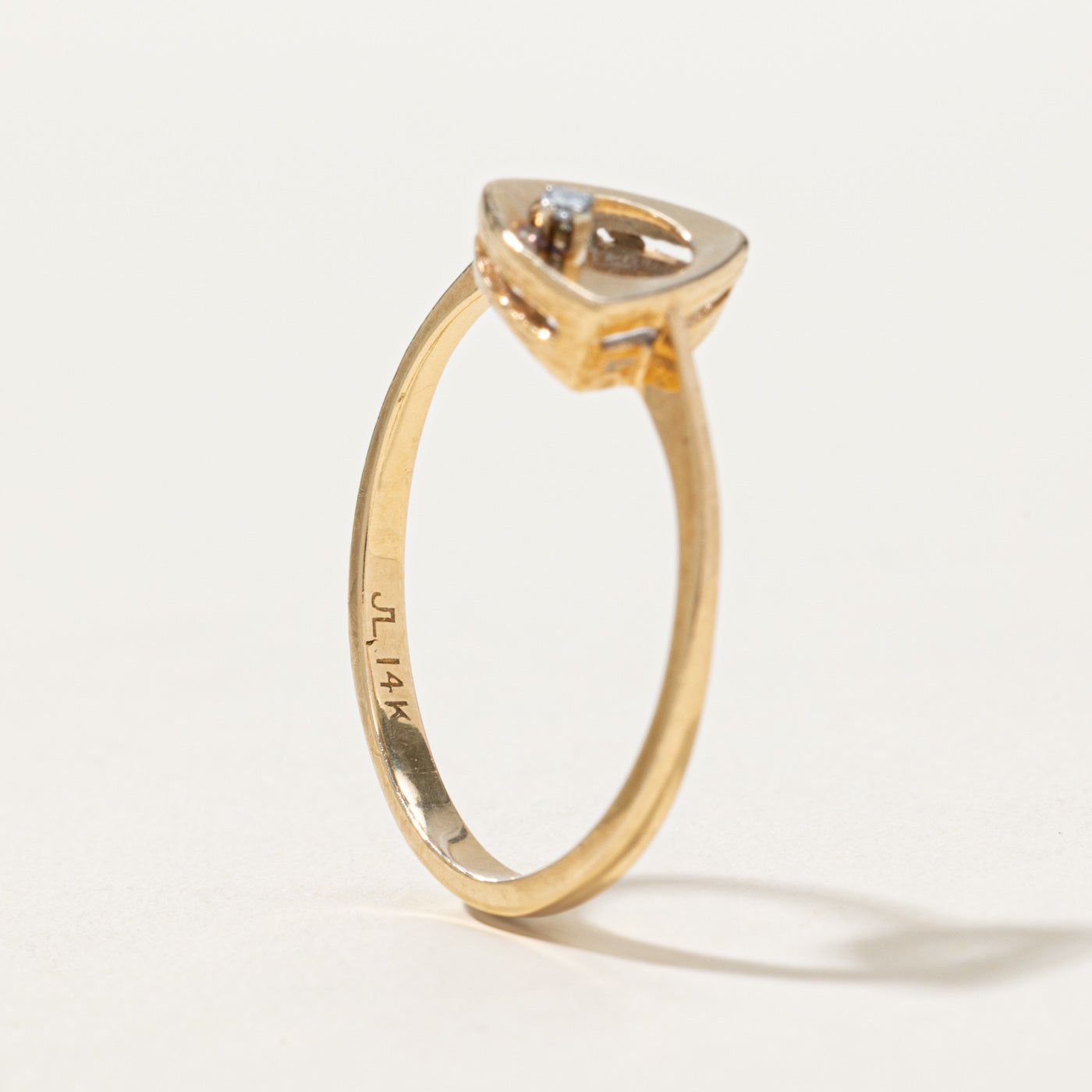 Diamond Open Triagle Ring | 0.01ct | SZ 6