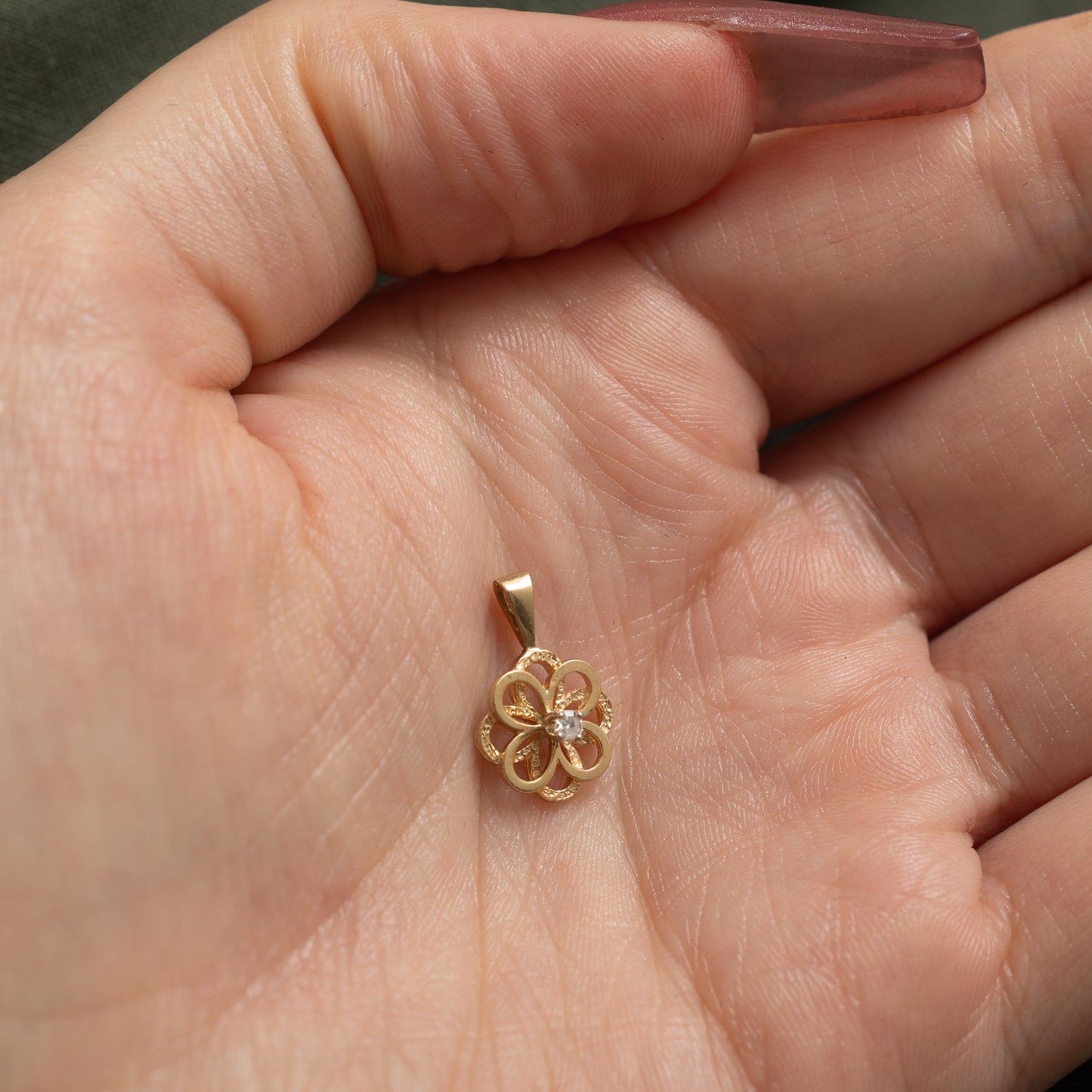 Diamond Floral Pendant | 0.03ct