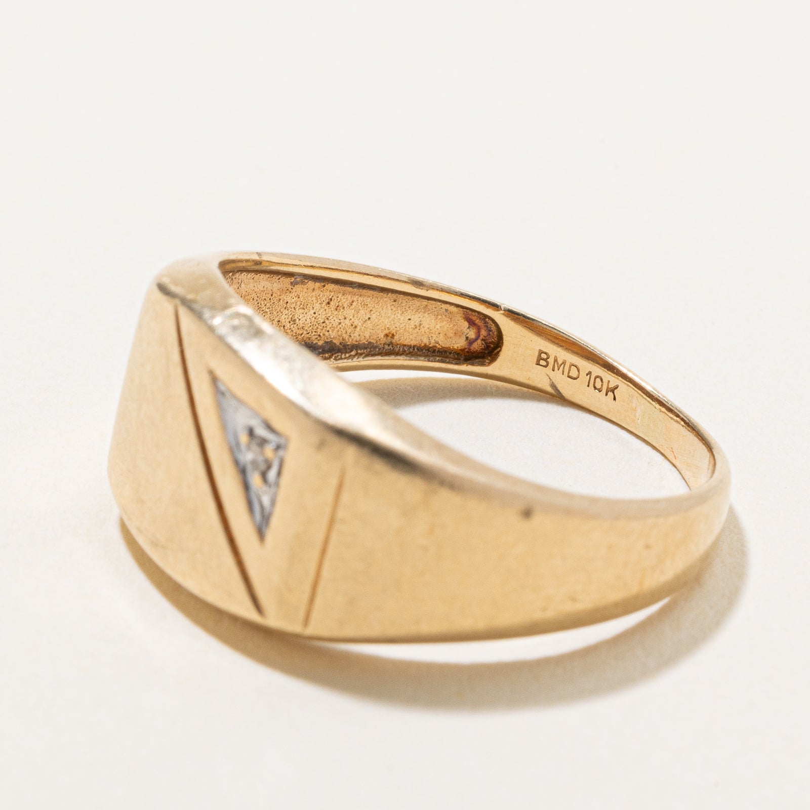 Corner Diamond Signet Ring | 0.007ct | SZ 7.5