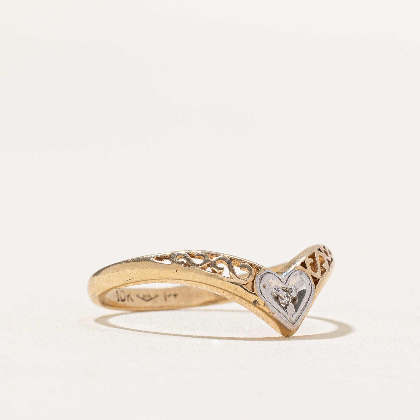 Diamond Chevron Ring | 0.004ct | SZ 6.25