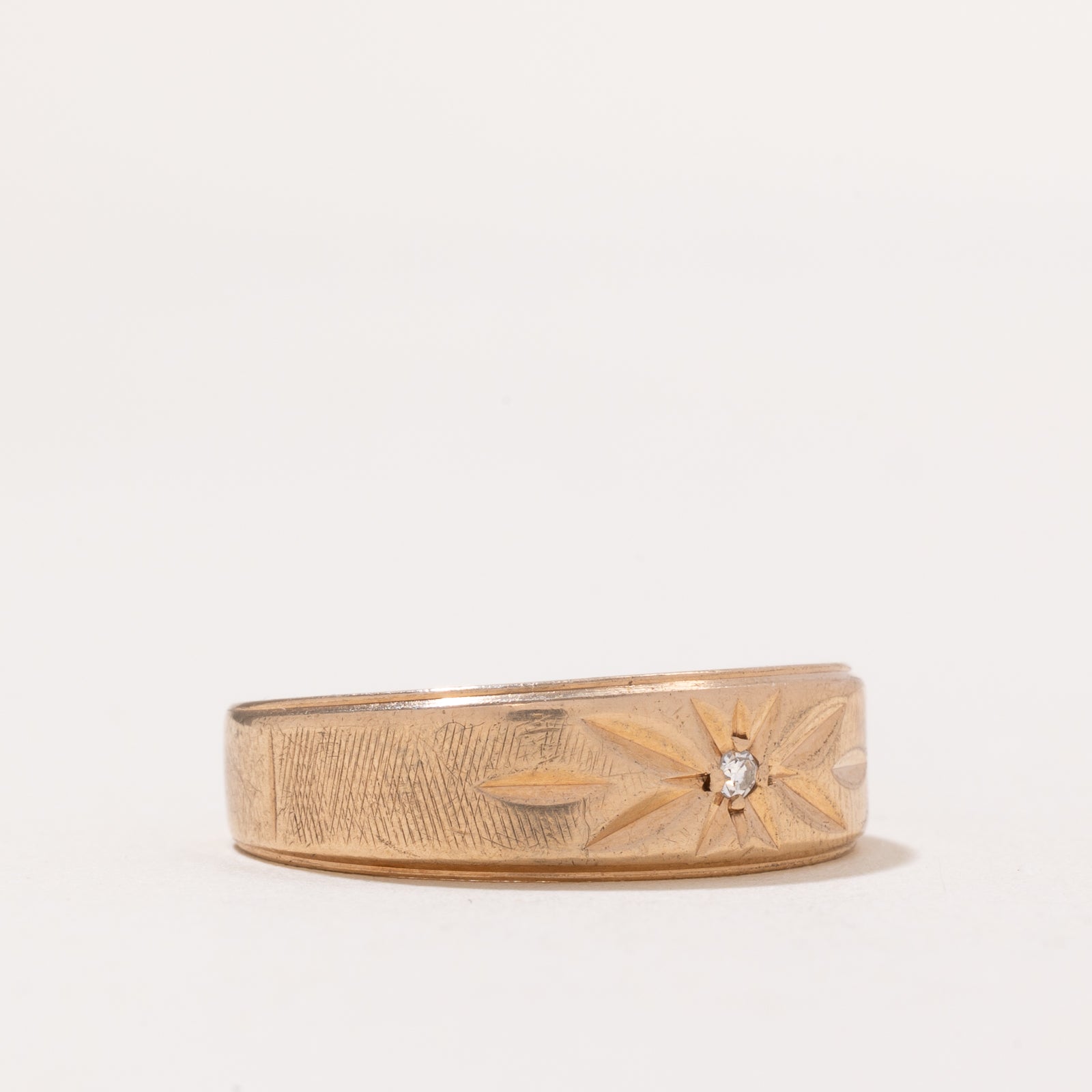 Bague sertie de diamants en forme d'étoile | 0,012 ct | Taille 10