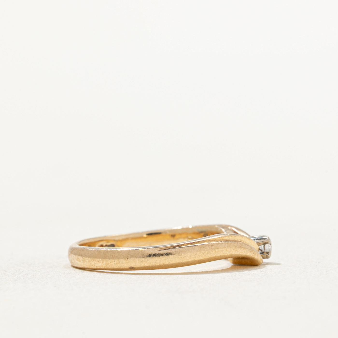 Single Stone Diamond Chevron Ring | 0.025ct | SZ 4.25