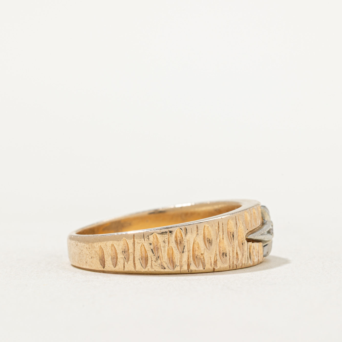 Two Tone Gold Diamond Starburst Textured Ring | 0.03ct | SZ 10.25