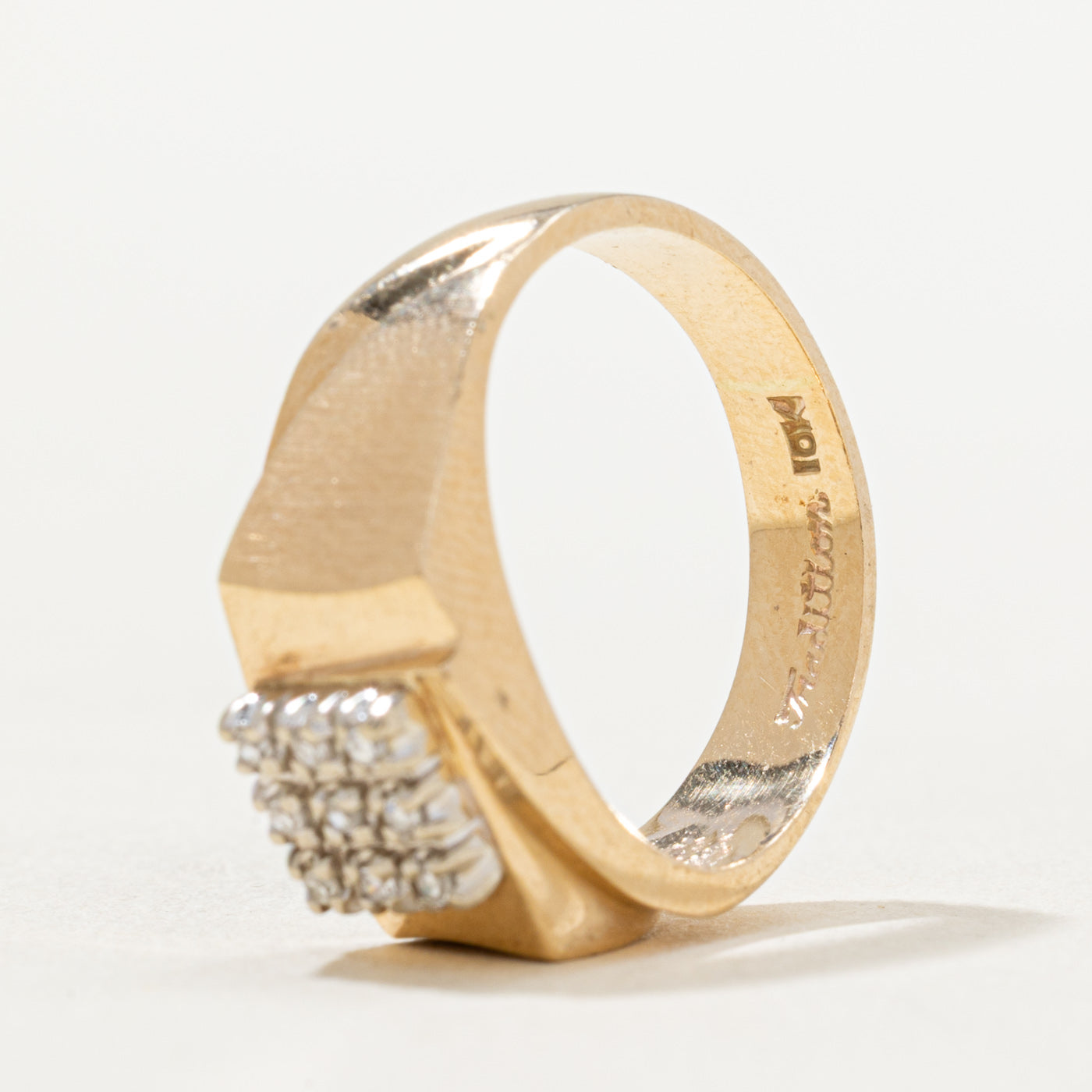 Diamond Grid Tapered Ring | 0.05ctw | SZ 7