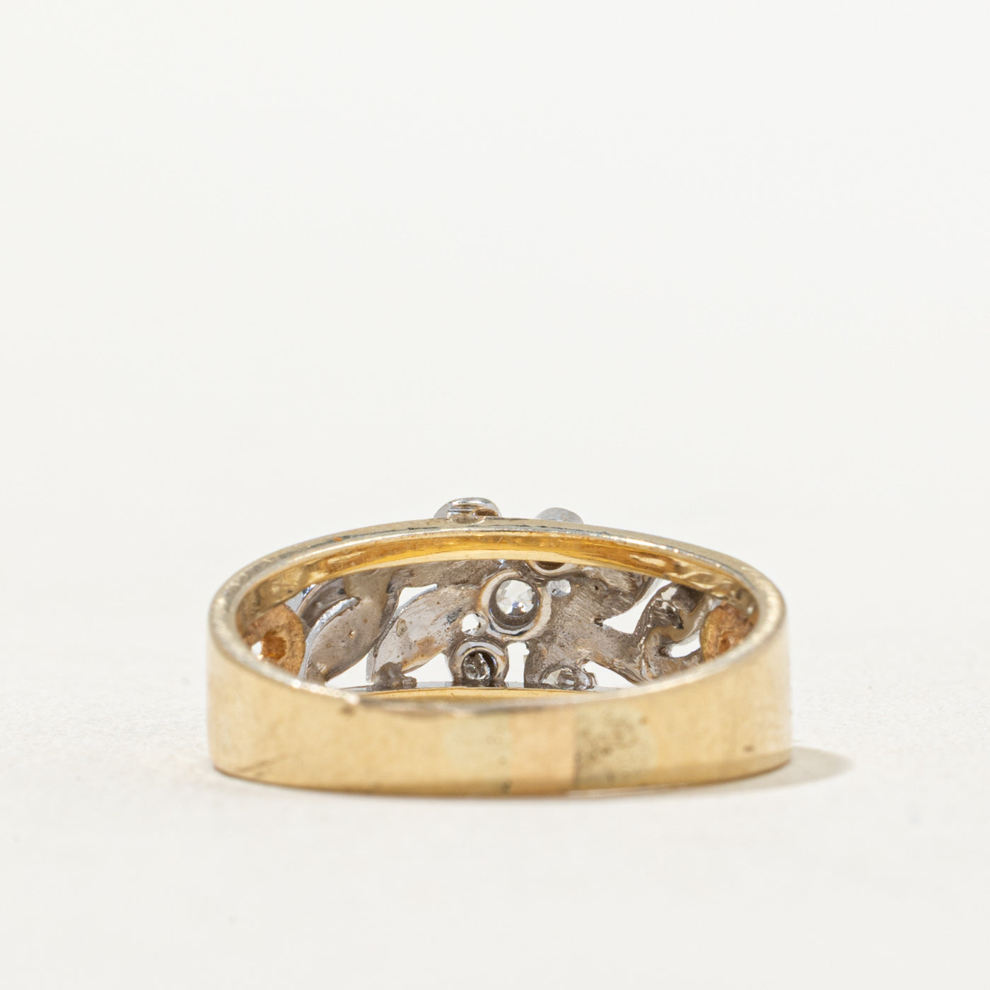 Two Tone Gold Diamond Leaf Motif Band | 0.08ctw | SZ 6.25