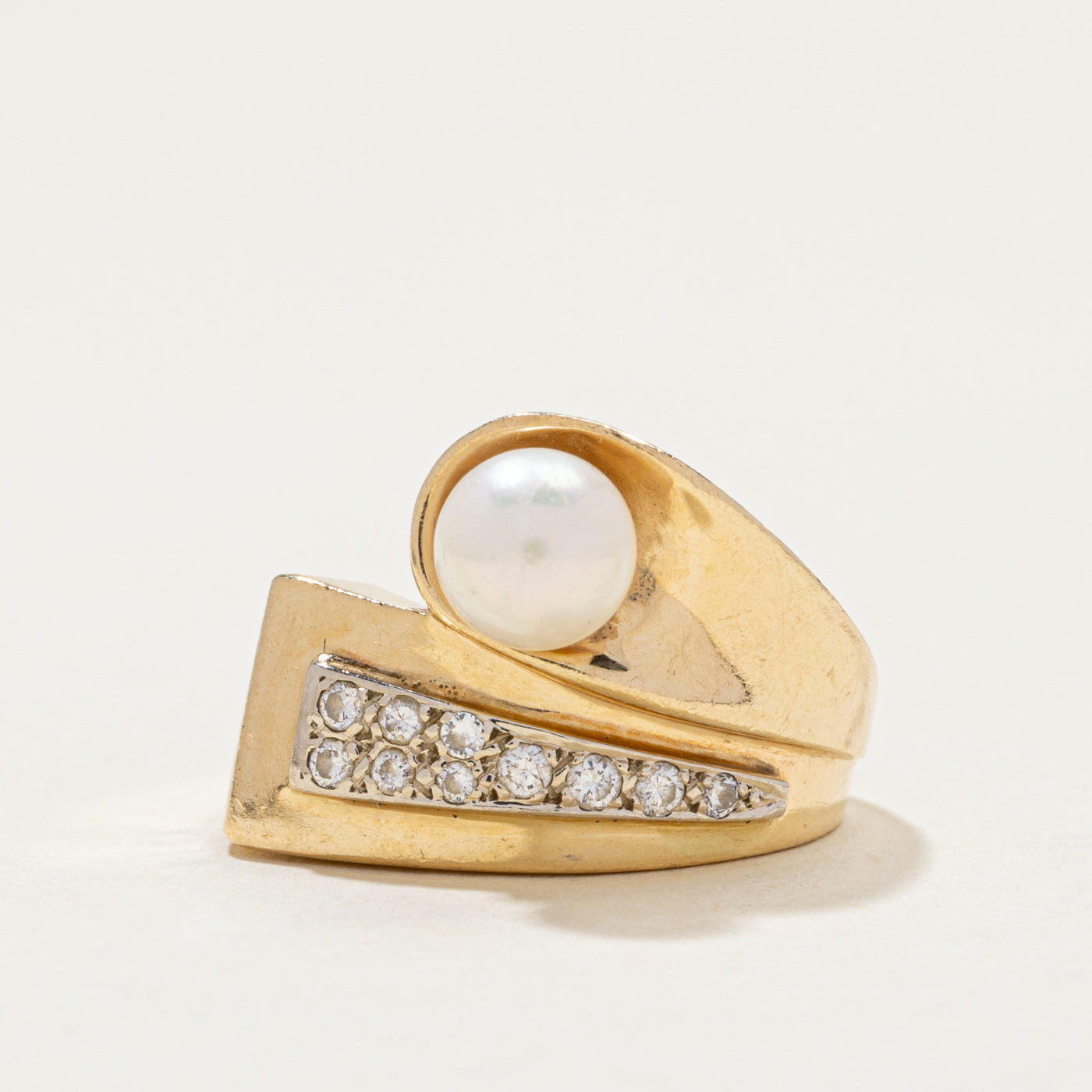 14k Pearl & Diamond Abstract Cocktail Ring | 0.18ctw | SZ 5.75