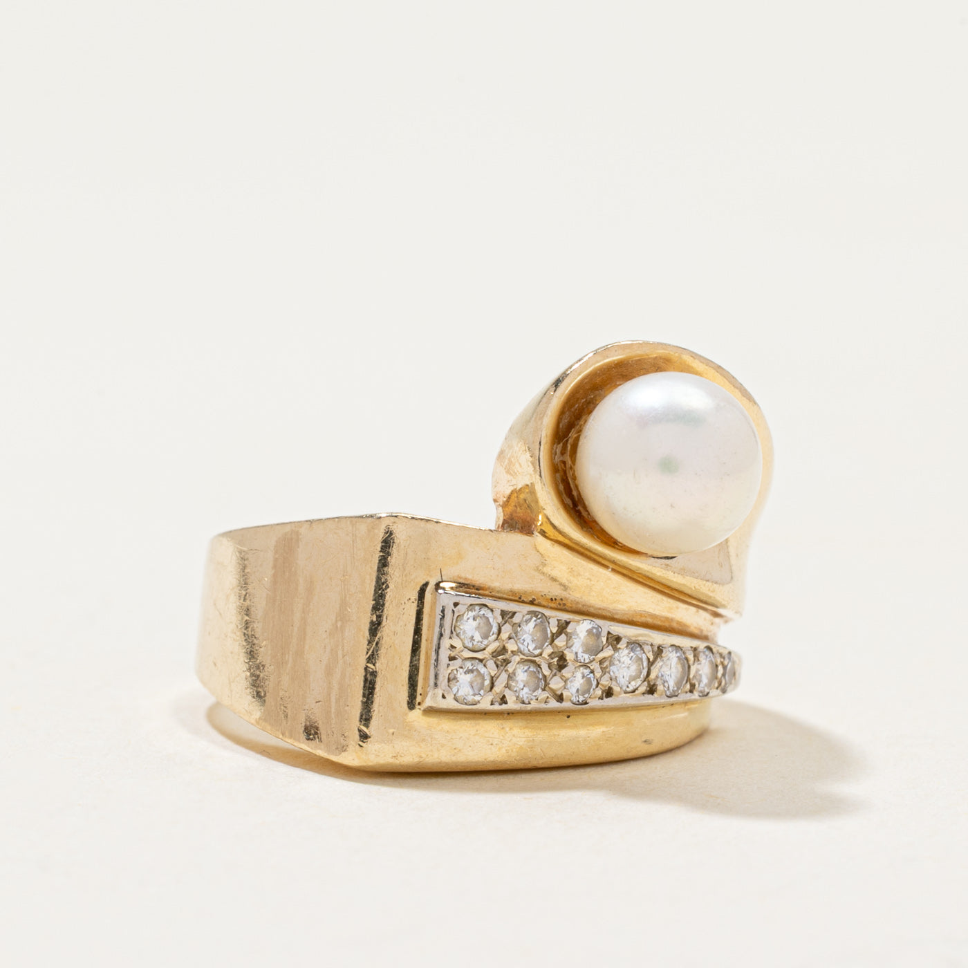 14k Pearl & Diamond Abstract Cocktail Ring | 0.18ctw | SZ 5.75