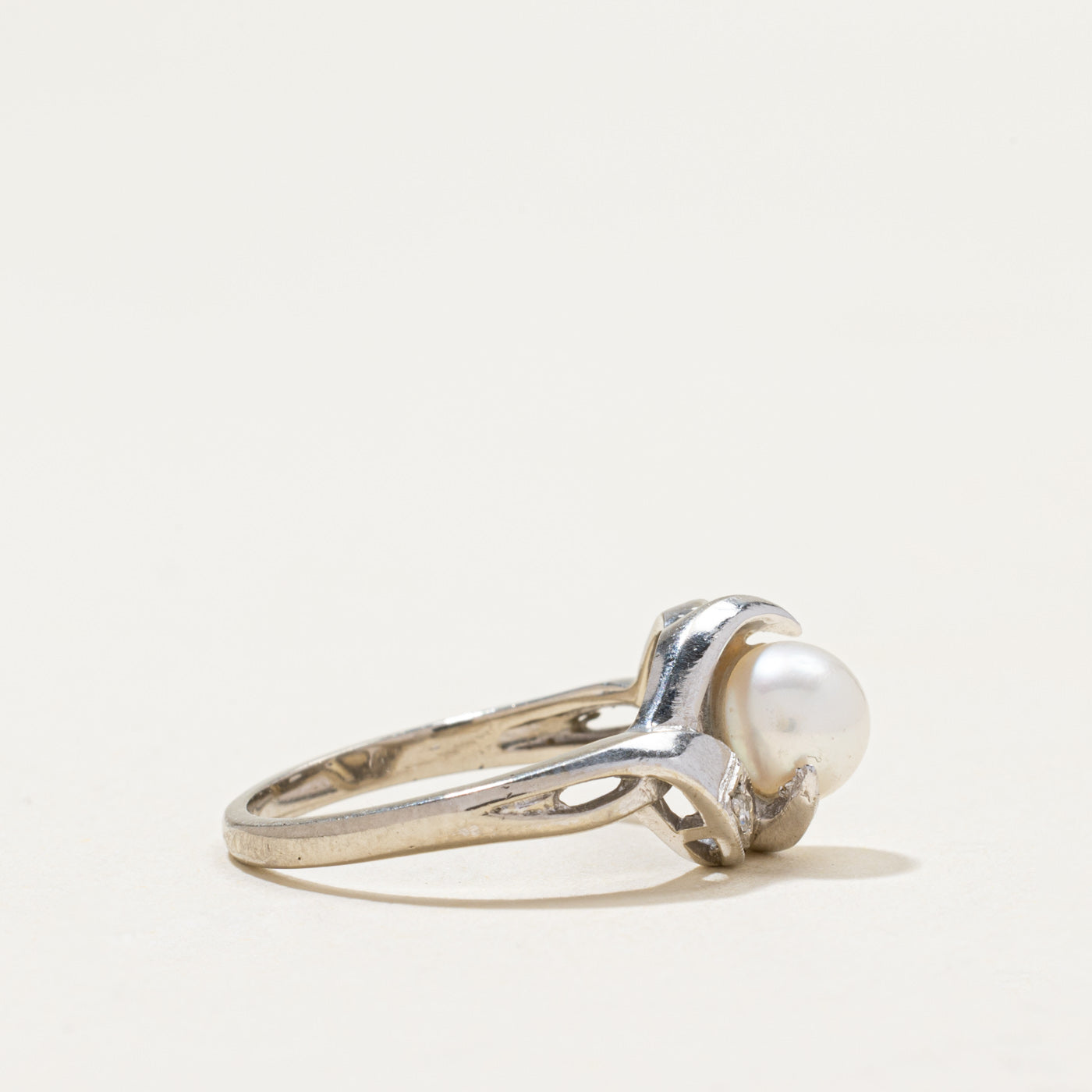 Pearl & Diamond Bypass Ring | 0.02ctw | SZ 5.5