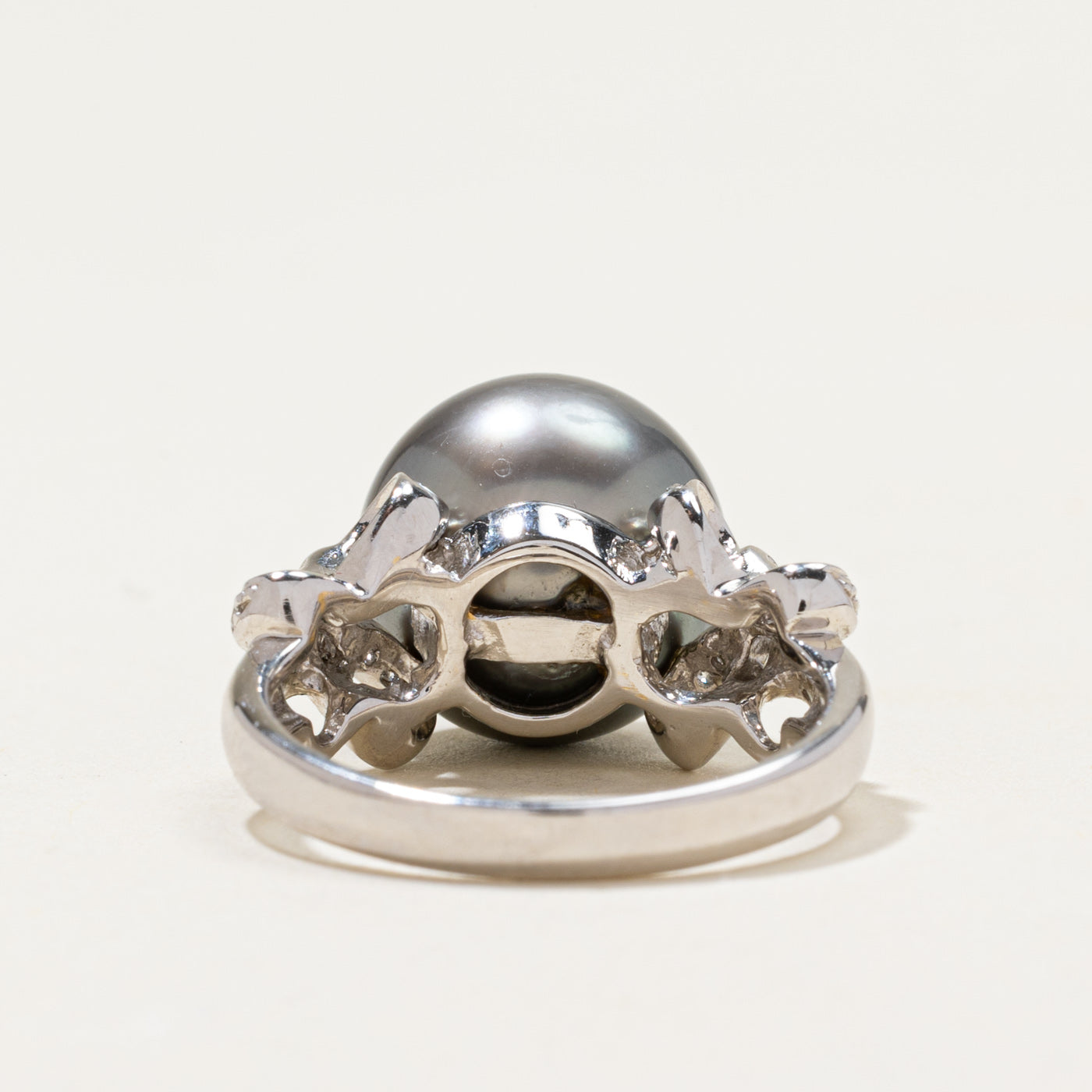 18k Black Pearl & Diamond Bow Cocktail Ring | 0.28ctw | SZ 7.75
