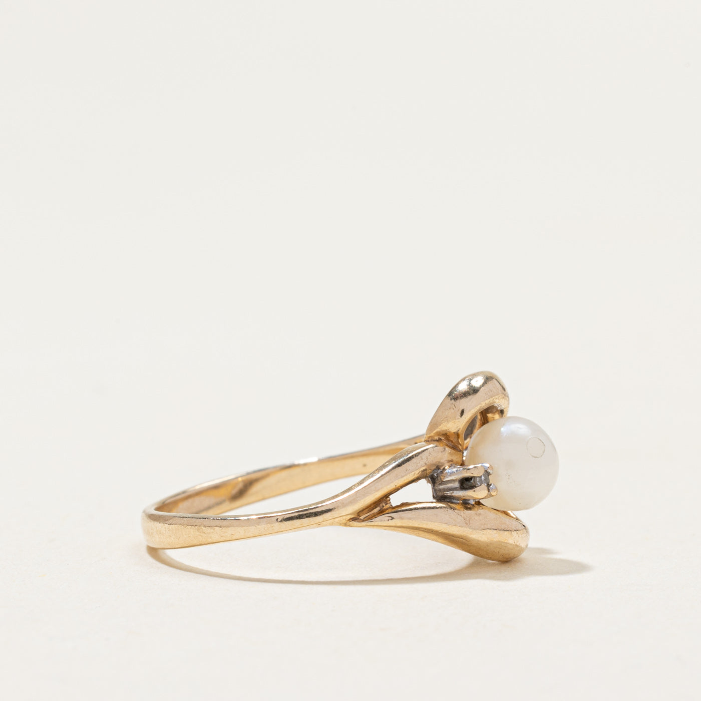 Pearl & Diamond Bypass Ring | 0.02ctw | SZ 5.75