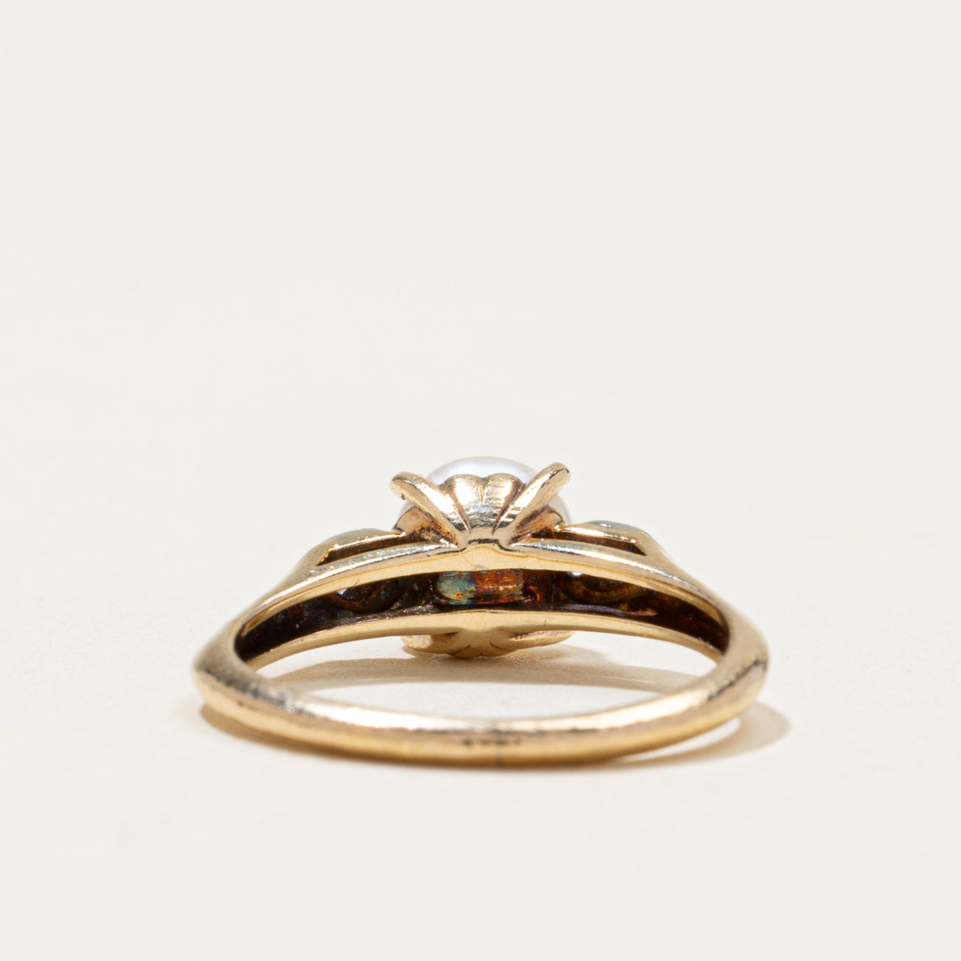 Vintage Canadian Pearl & Diamond Ring | 0.05ctw | SZ 4.5