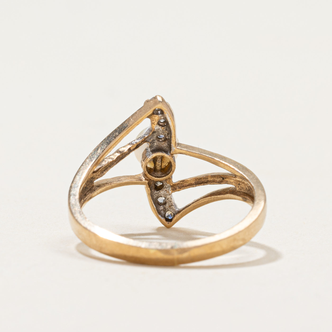 Pearl & Diamond Column Ring | 0.07ctw | SZ 5